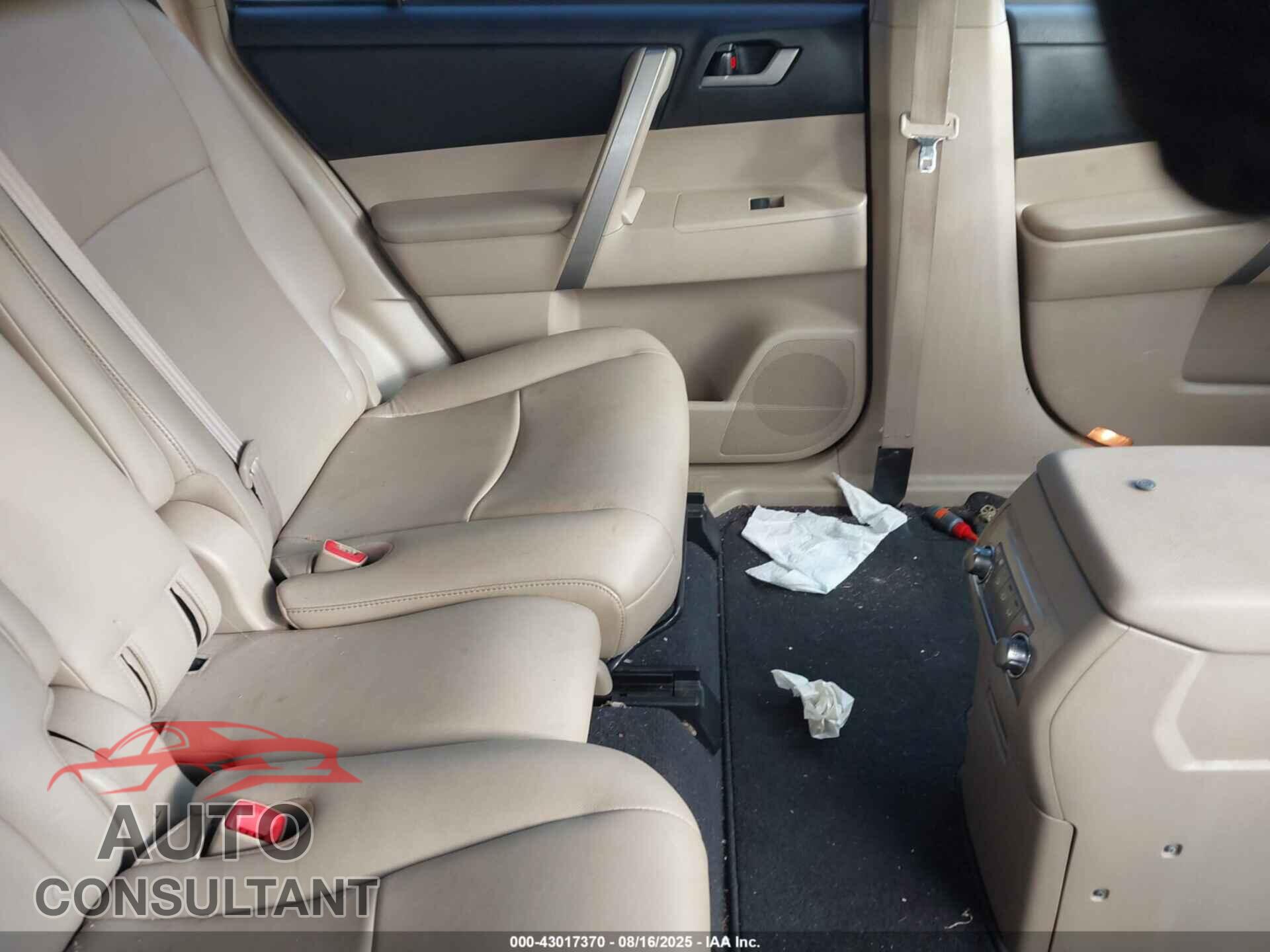 TOYOTA HIGHLANDER 2011 - 5TDBK3EHXBS087599