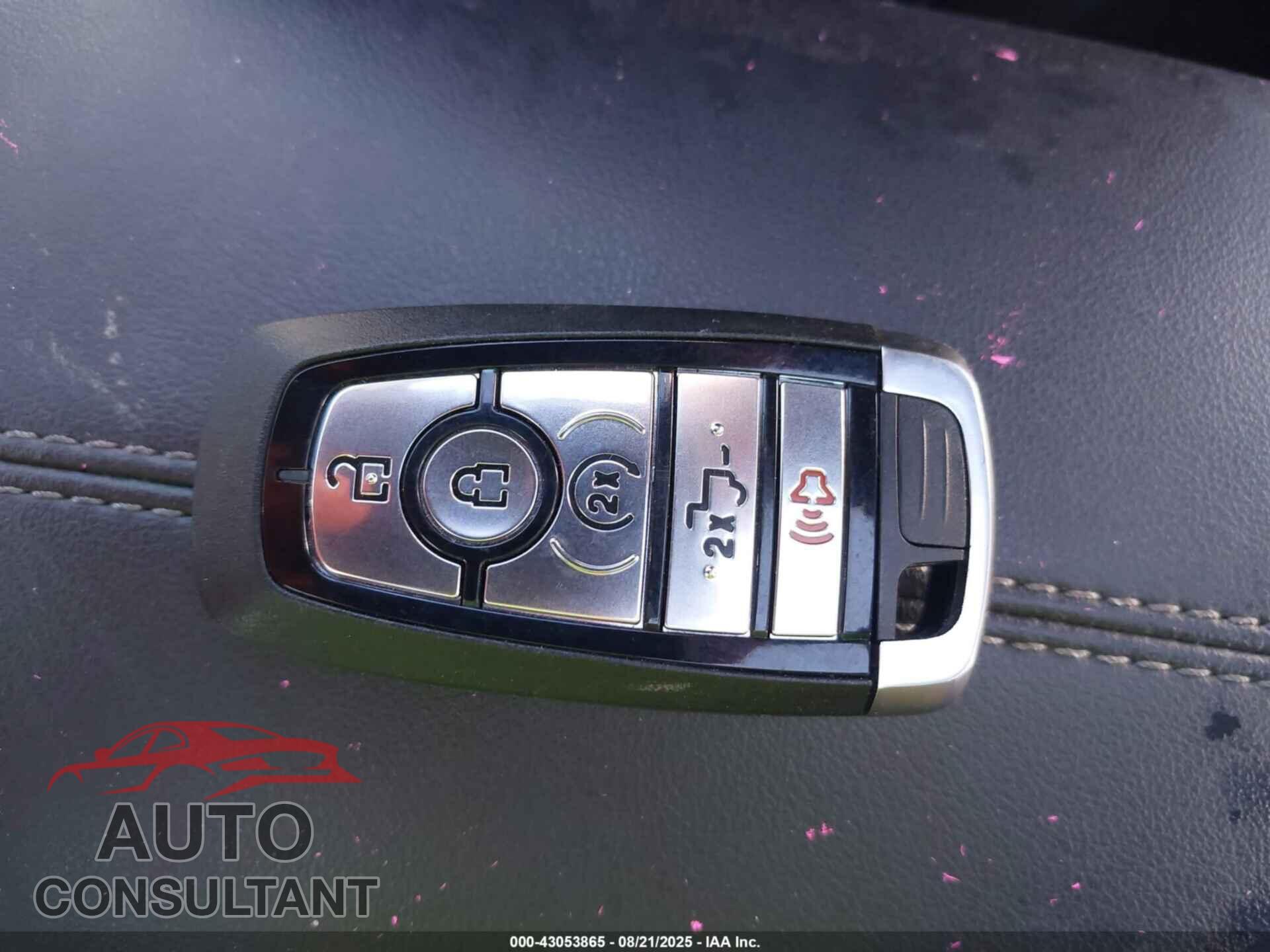 FORD MUSTANG 2024 - 1FAGP8UH9R5131751
