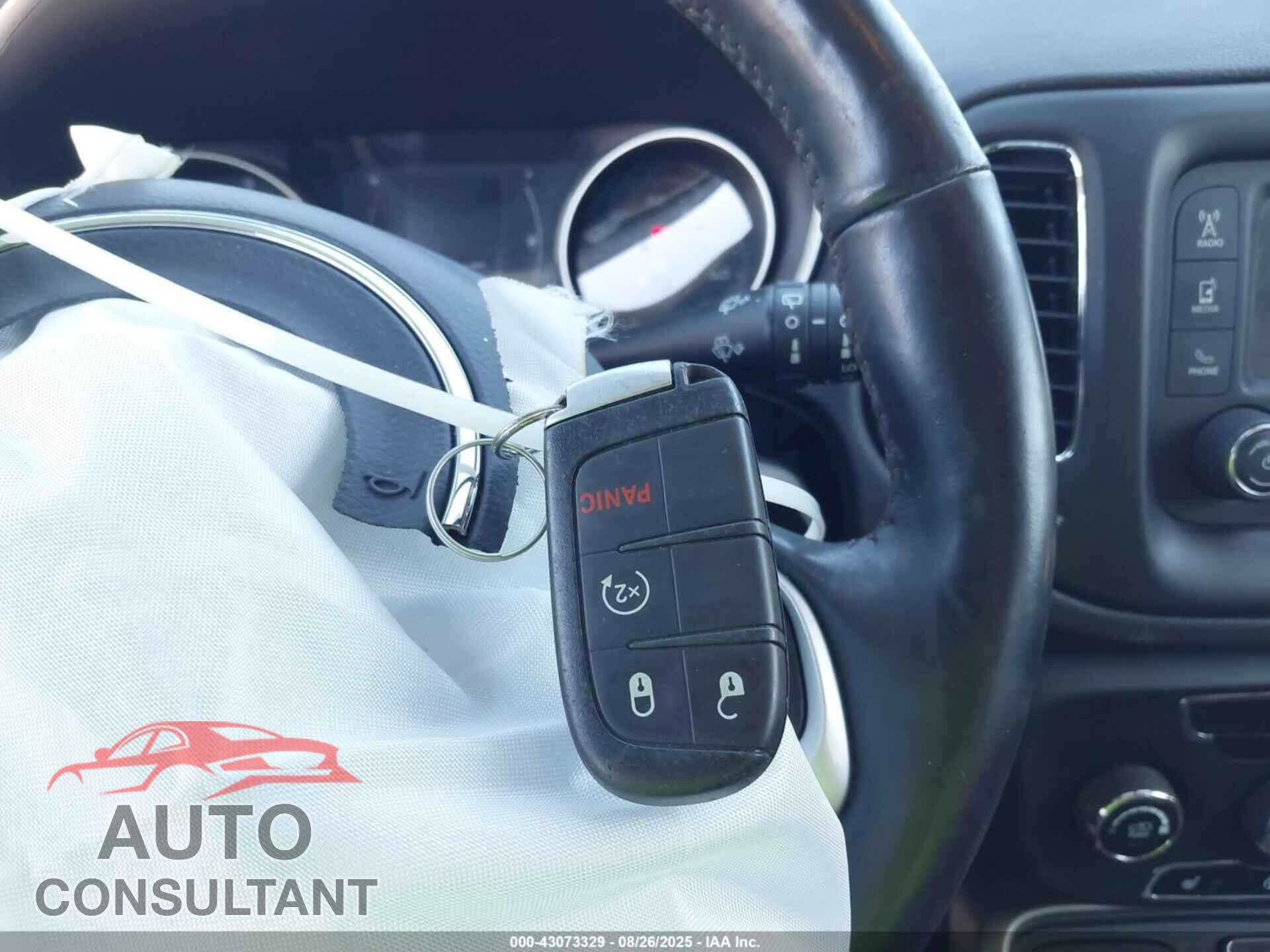JEEP COMPASS 2018 - 3C4NJDBB5JT418695