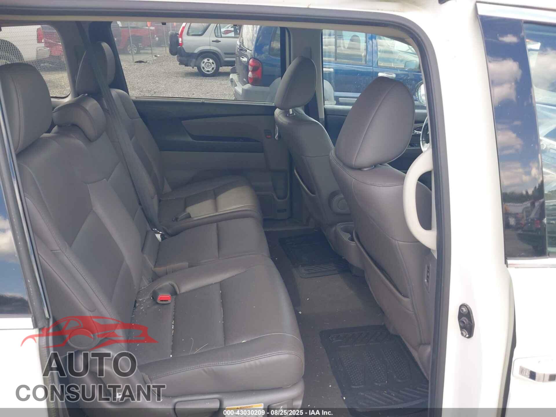 HONDA ODYSSEY 2016 - 5FNRL5H96GB064411