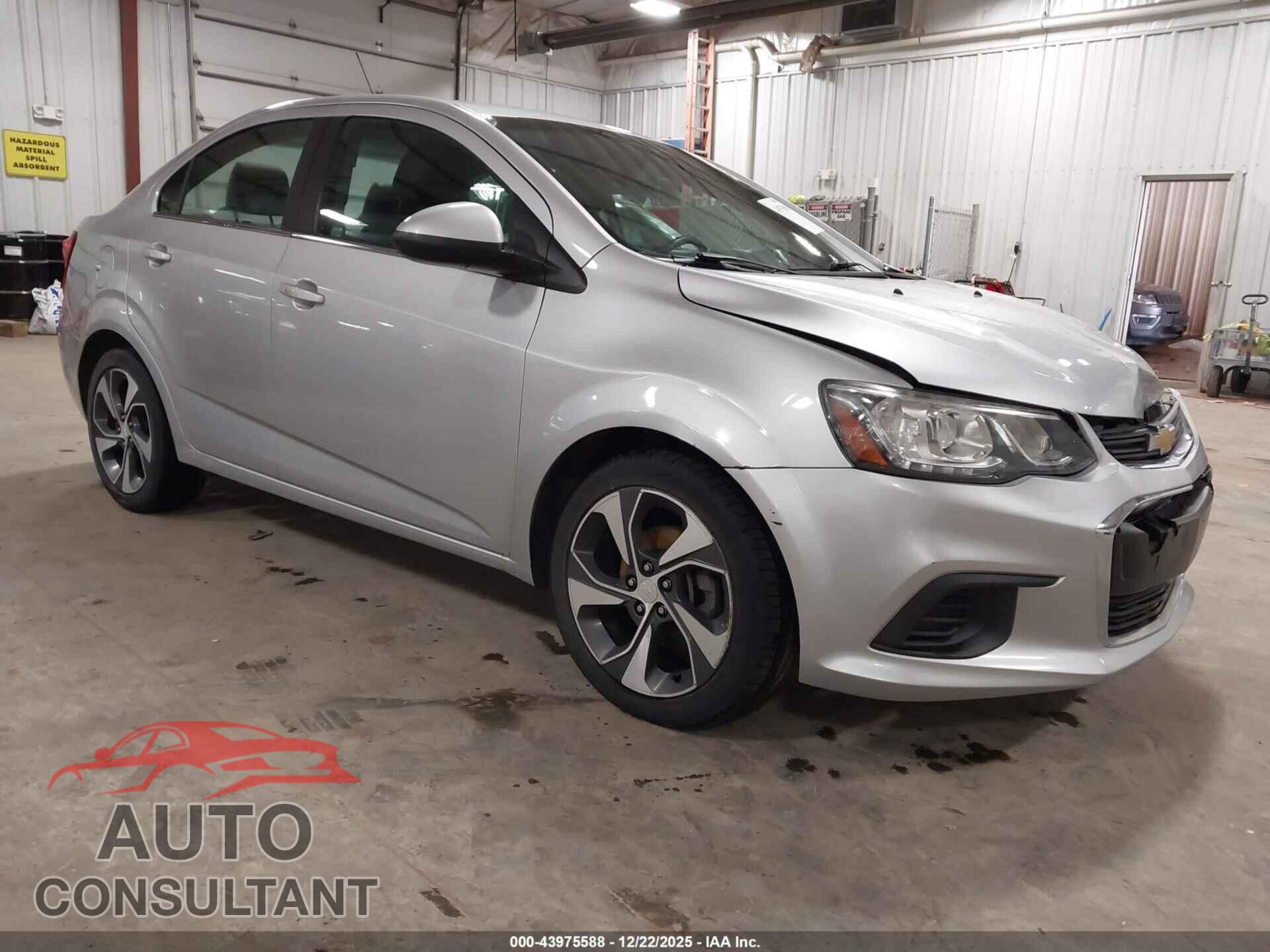 CHEVROLET SONIC 2017 - 1G1JF5SB1H4119817