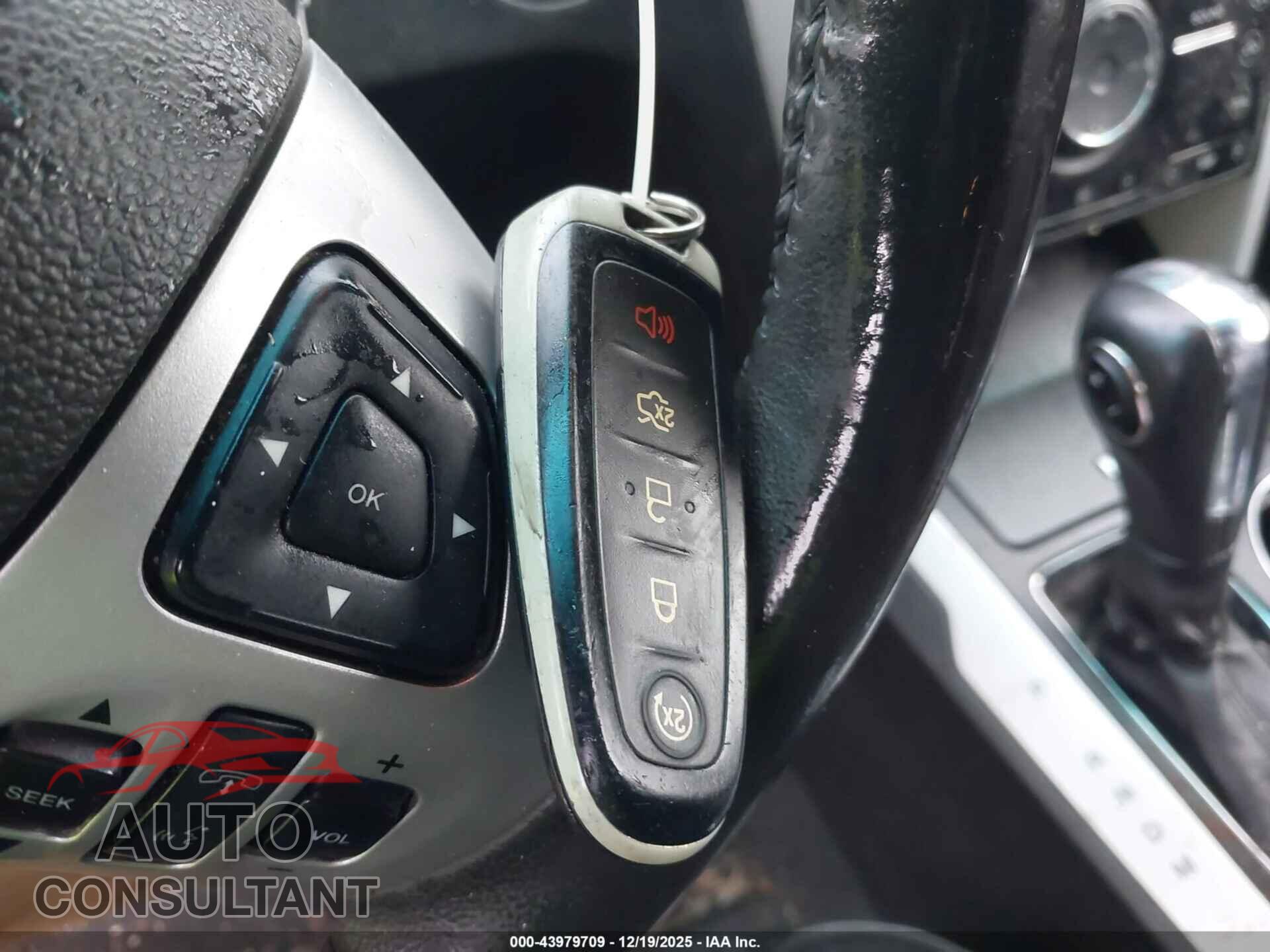 FORD EXPLORER 2011 - 1FMHK8F89BGA30578