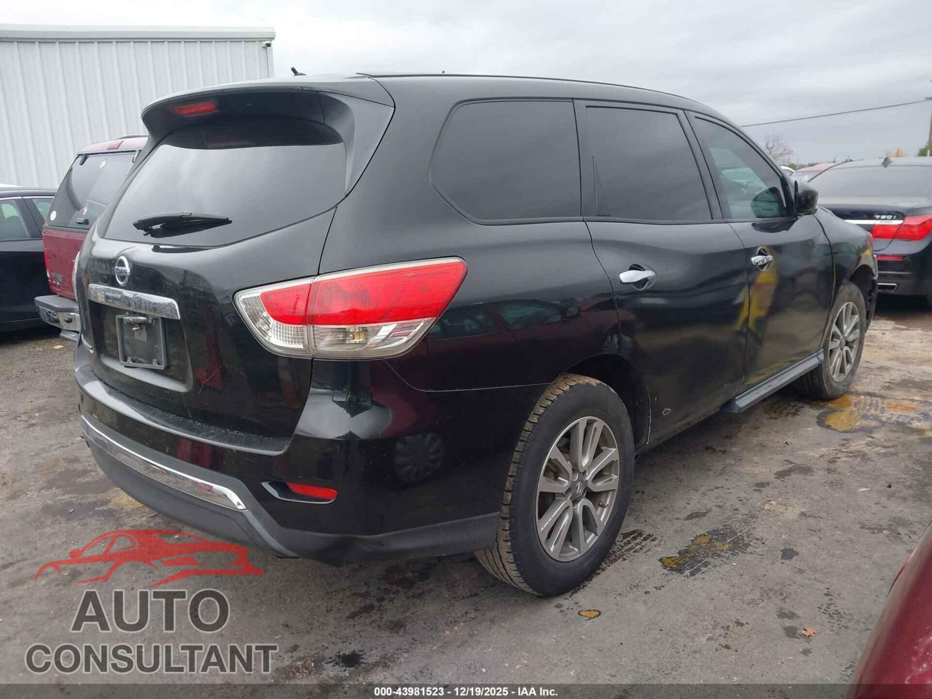 NISSAN PATHFINDER 2013 - 5N1AR2MN7DC656014