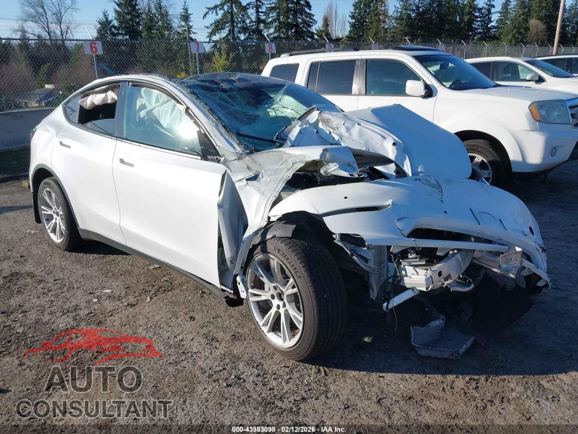 TESLA MODEL Y 2022 - 7SAYGDEEXNF320917