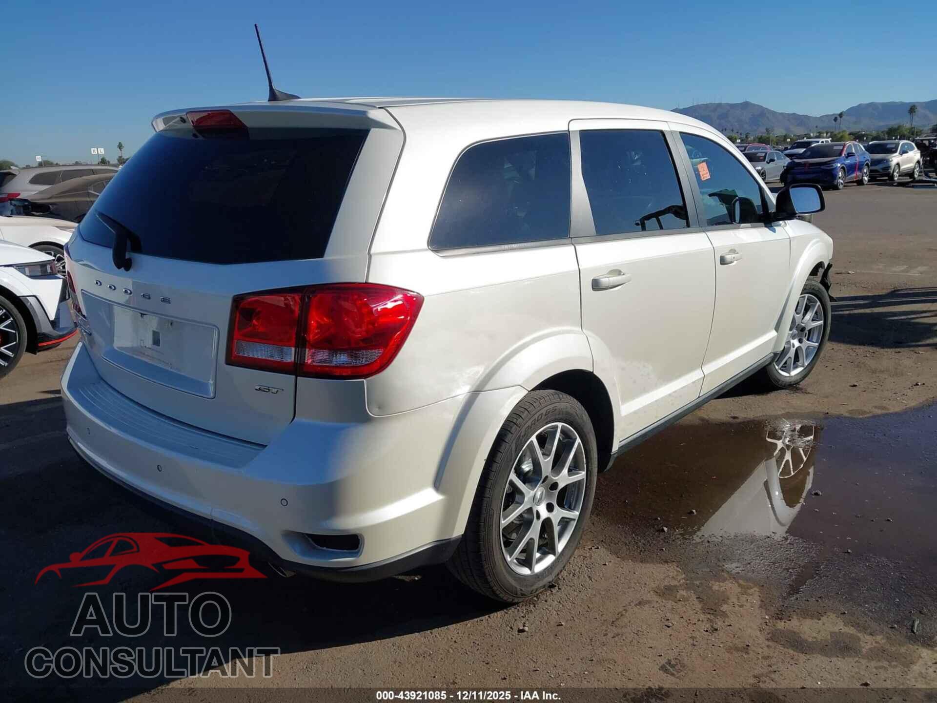 DODGE JOURNEY 2018 - 3C4PDCEG9JT528019