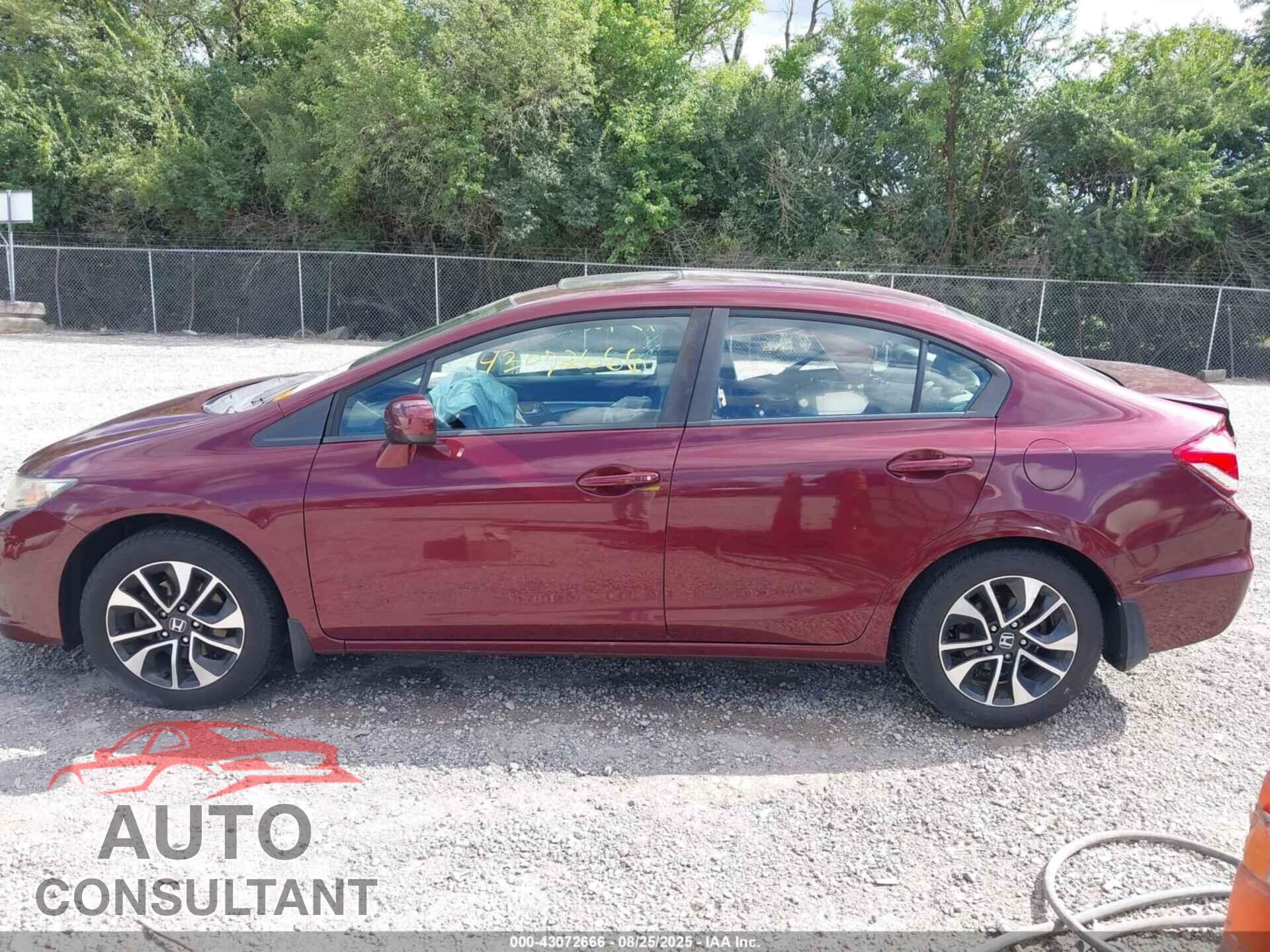 HONDA CIVIC 2015 - 2HGFB2F85FH507429