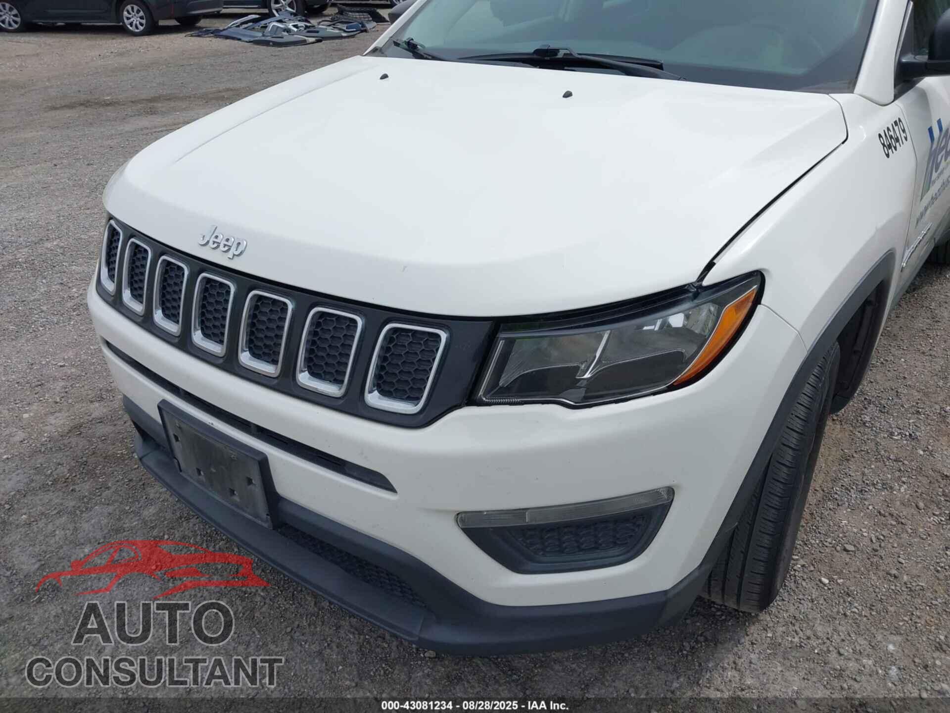 JEEP COMPASS 2018 - 3C4NJCAB6JT263442