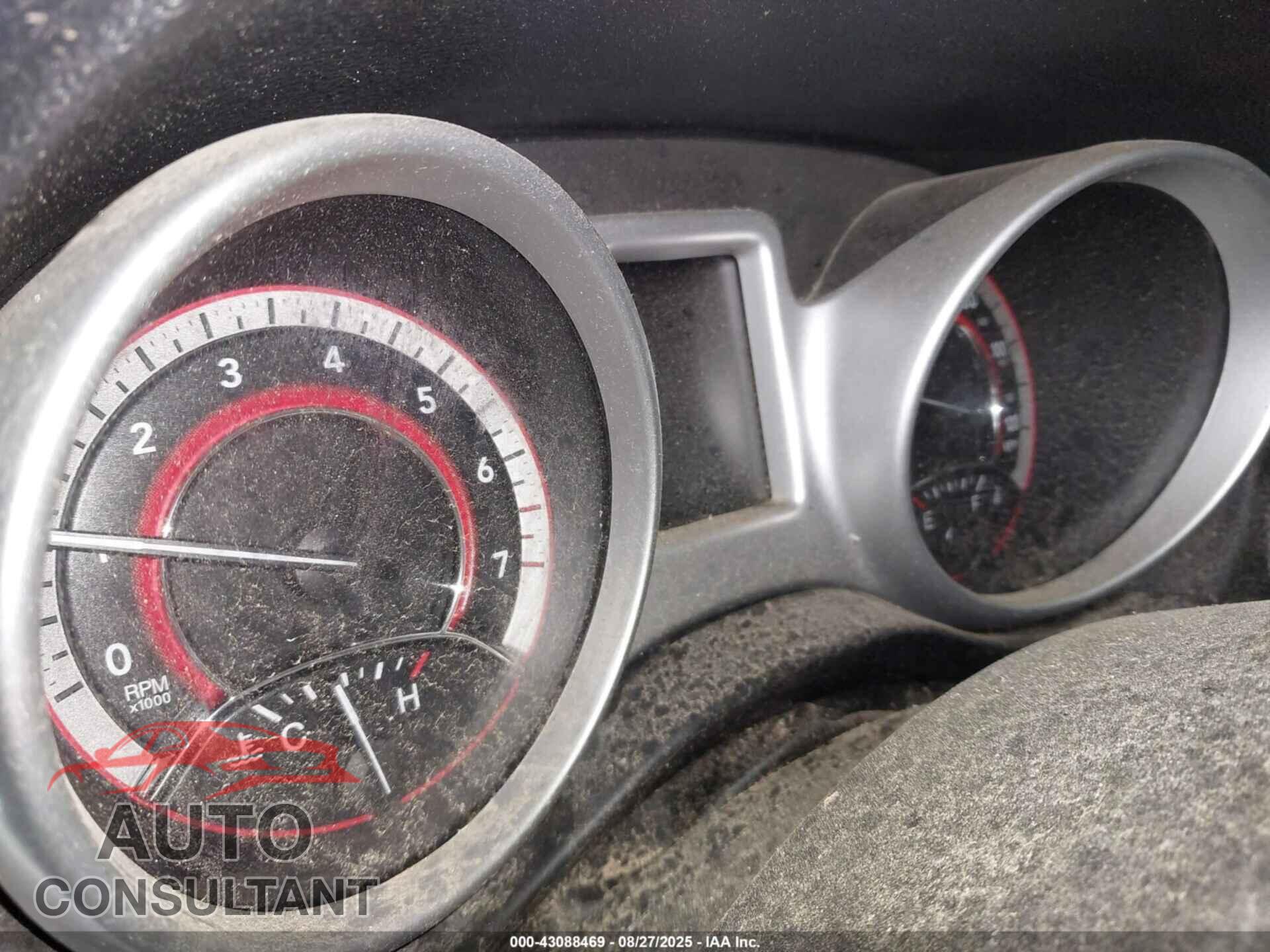 DODGE JOURNEY 2015 - 3C4PDCAB4FT752896