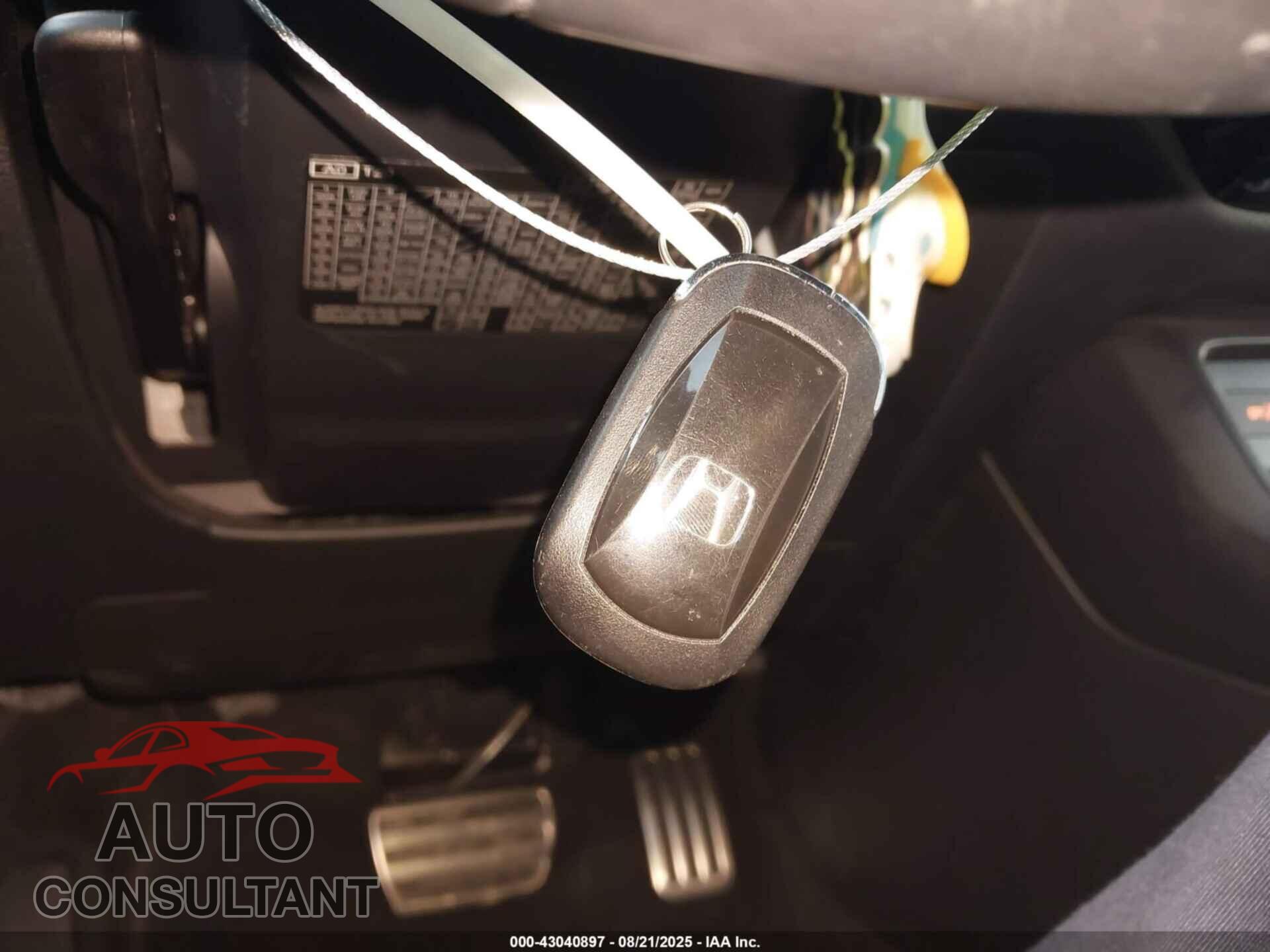 HONDA CIVIC 2024 - 2HGFE2F50RH587014