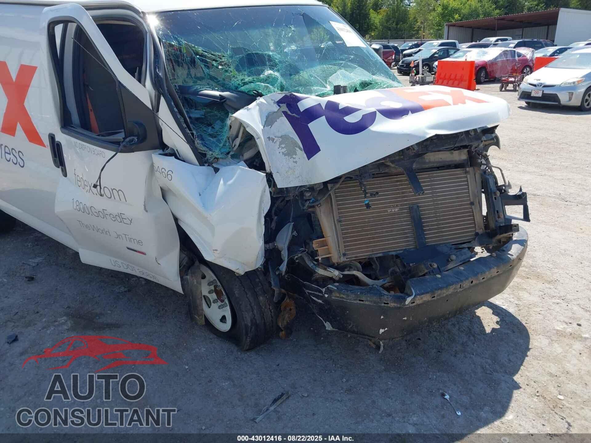 CHEVROLET EXPRESS 2500 2019 - 1GCWGAF11K1219266