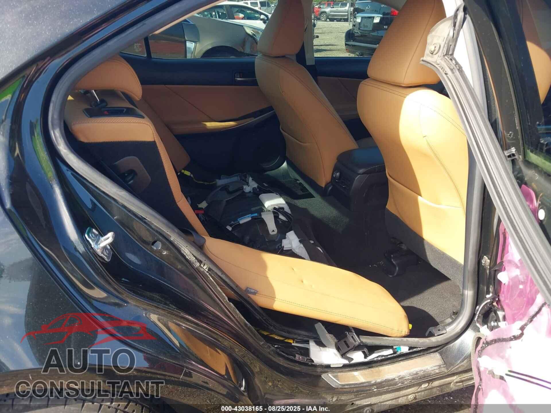 LEXUS IS 300 2019 - JTHC81D25K5038982