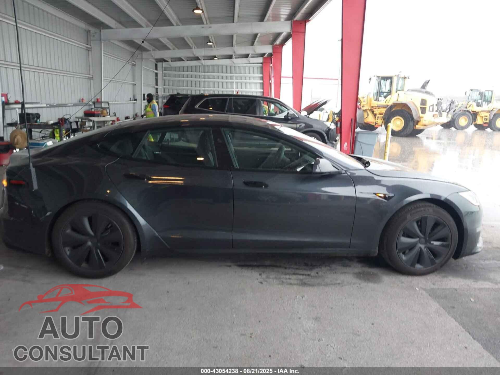 TESLA MODEL S 2024 - 5YJSA1E52RF542974