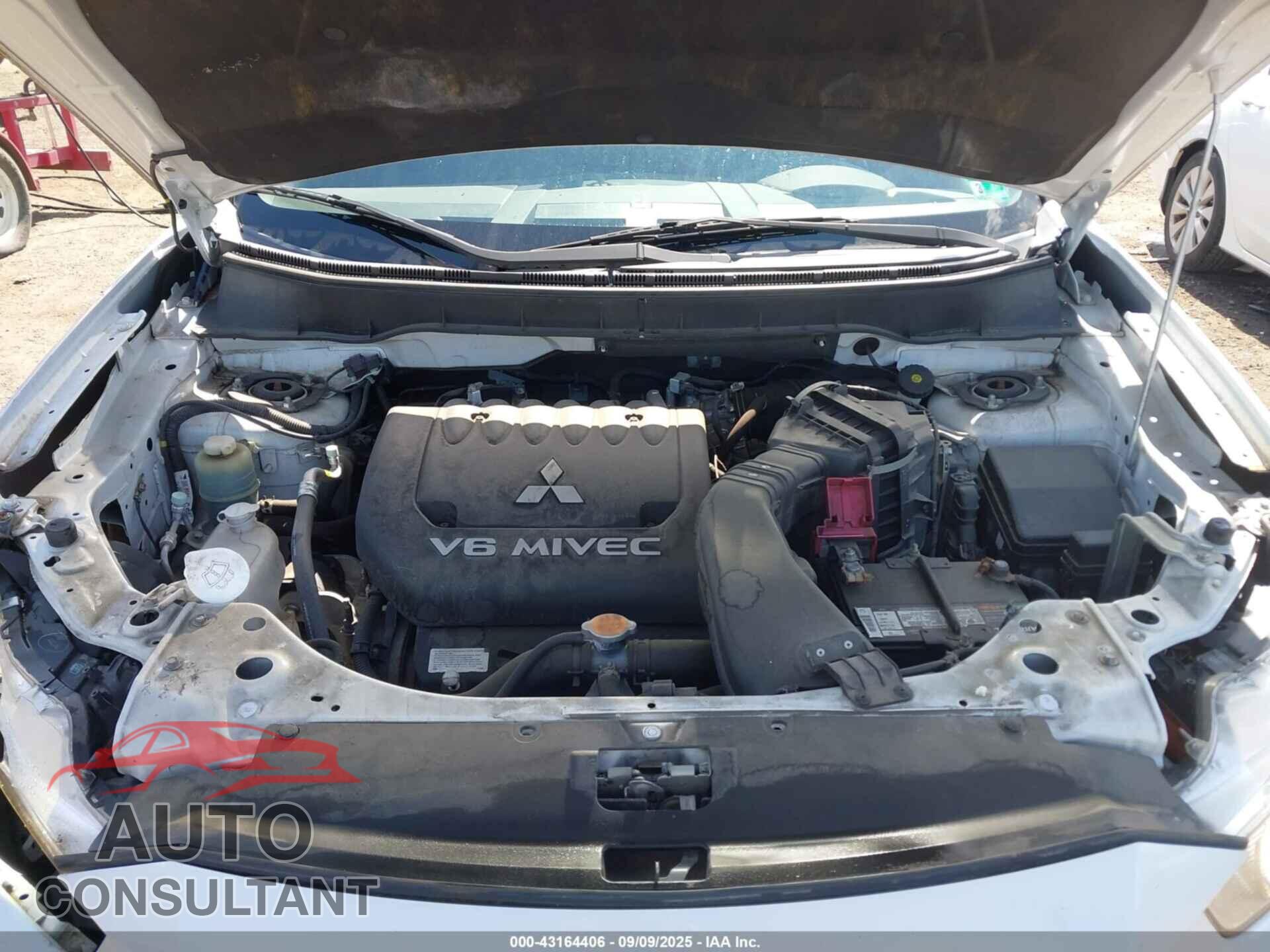 MITSUBISHI OUTLANDER 2012 - JA4JT5AX4CU002393