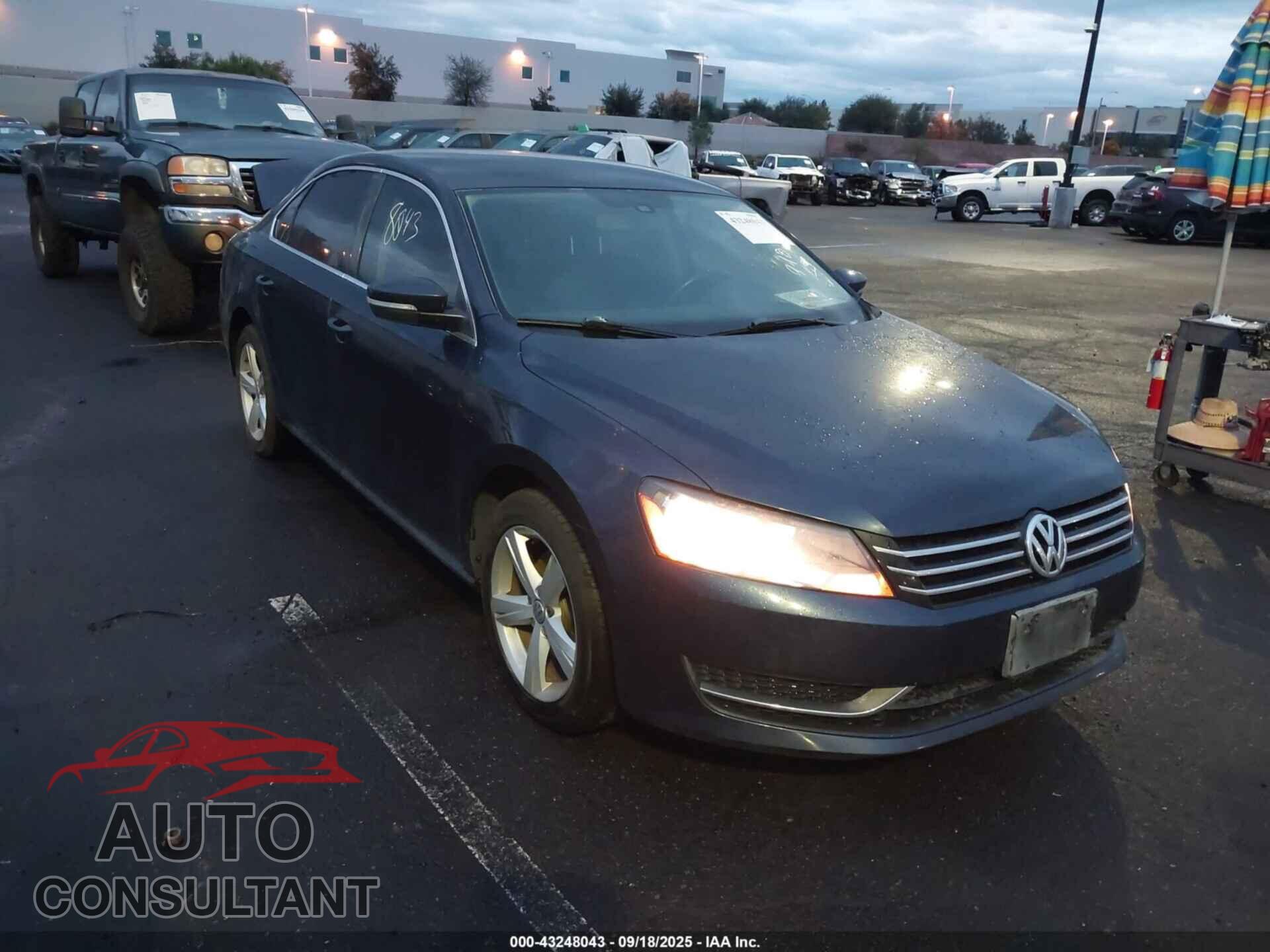 VOLKSWAGEN PASSAT 2014 - 1VWBT7A38EC104224