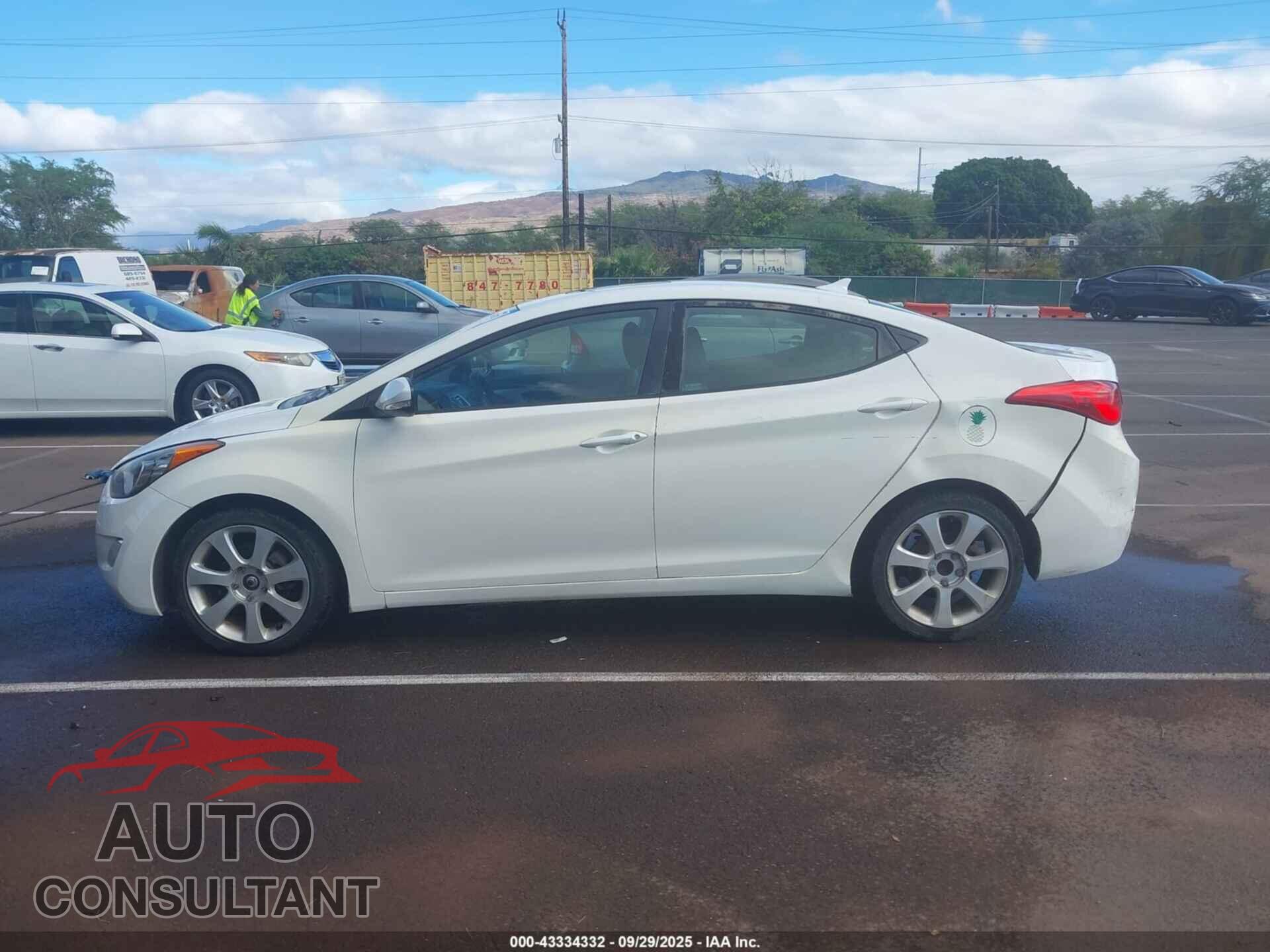 HYUNDAI ELANTRA 2012 - 5NPDH4AE8CH127551