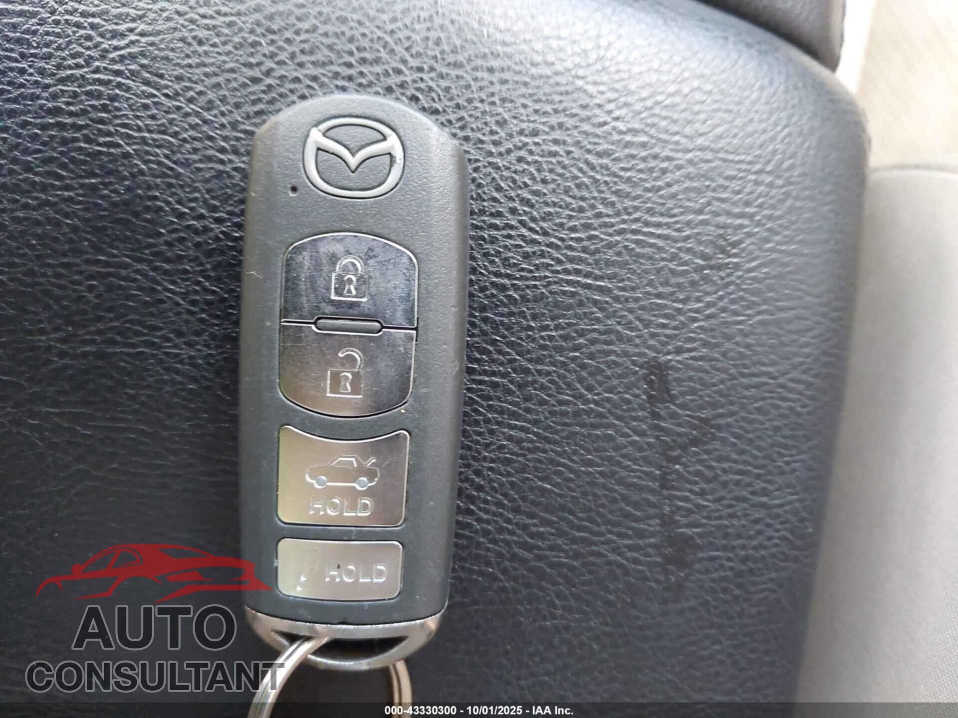 MAZDA MAZDA3 2018 - 3MZBN1U78JM171159