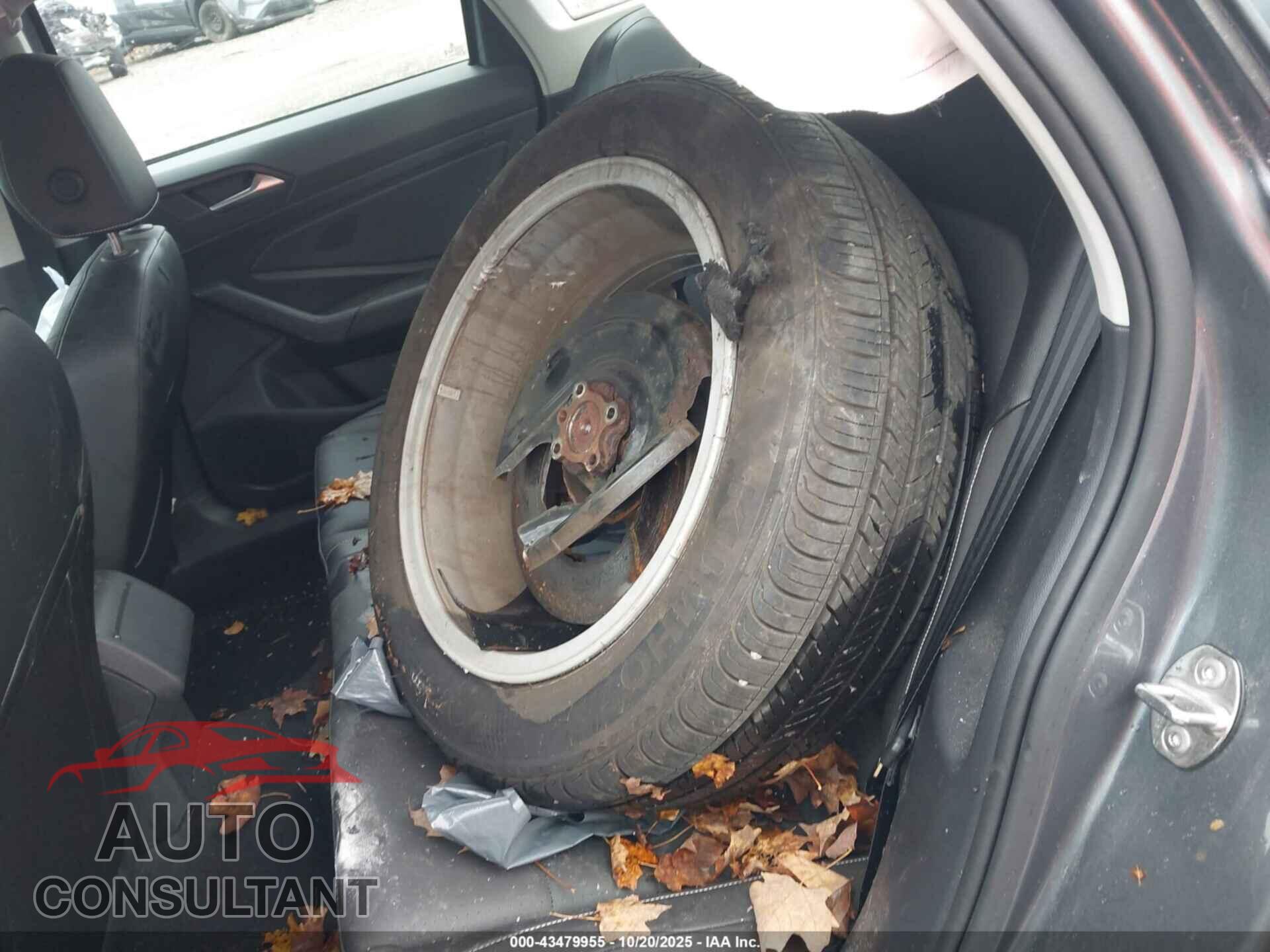 VOLKSWAGEN JETTA 2023 - 3VW7M7BU2PM025420