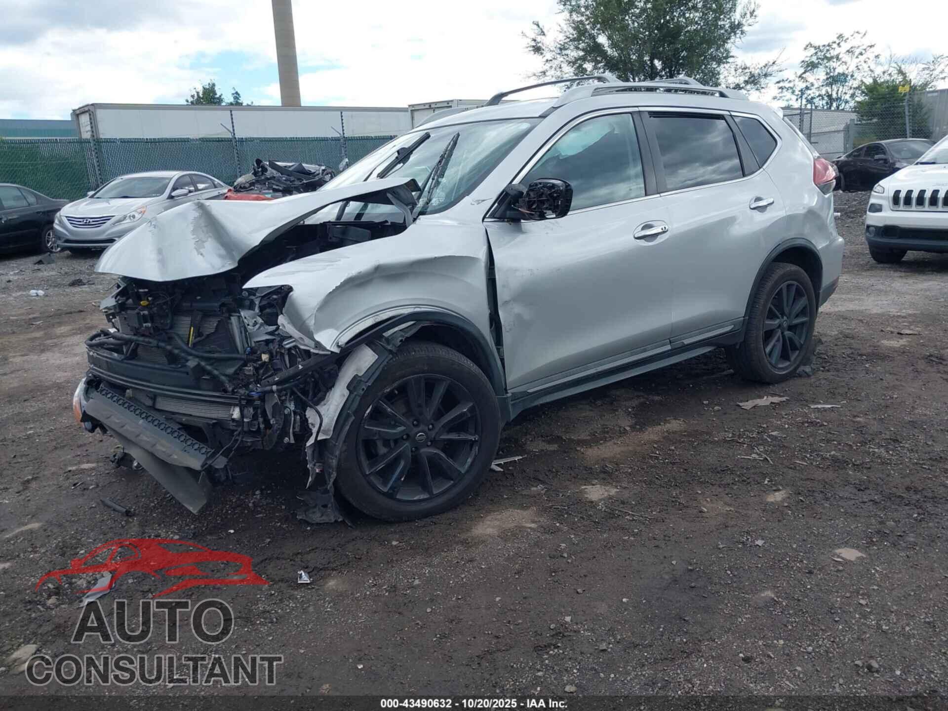 NISSAN ROGUE 2019 - 5N1AT2MV3KC832376