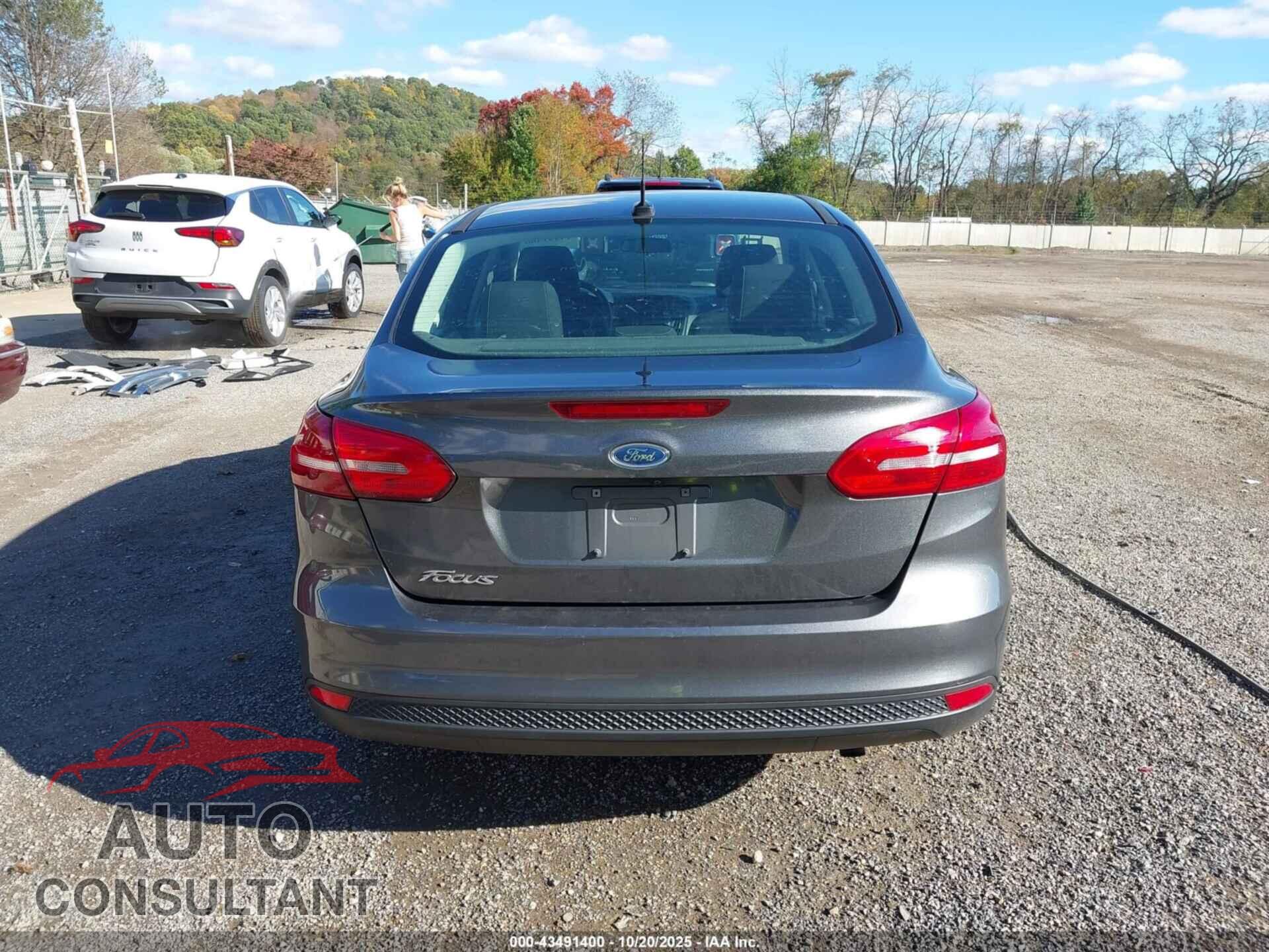 FORD FOCUS 2016 - 1FADP3E27GL380185