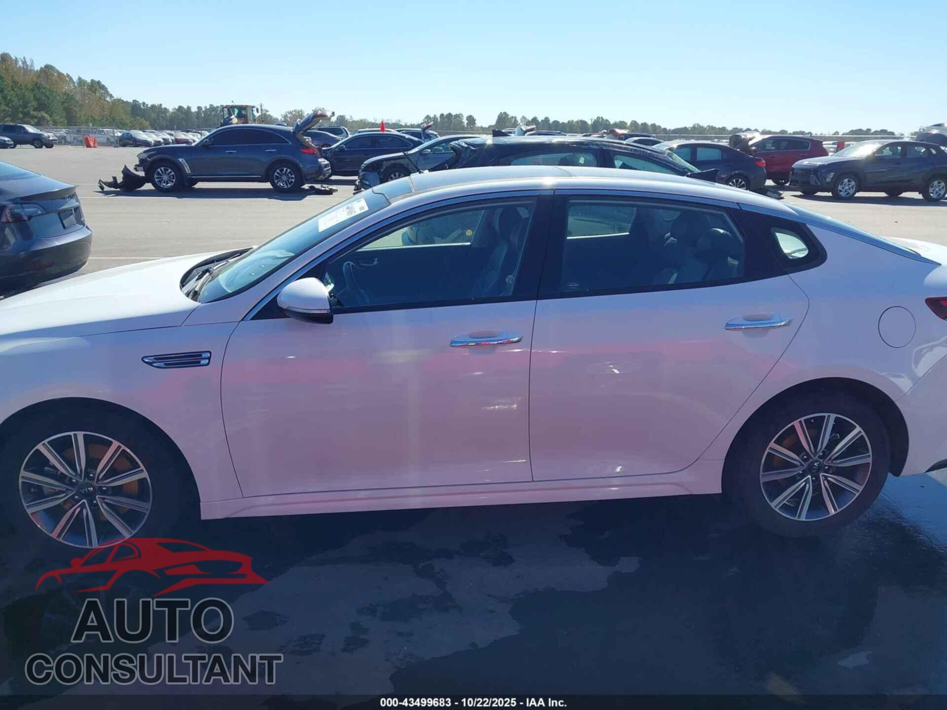 KIA OPTIMA 2020 - 5XXGU4L18LG405413