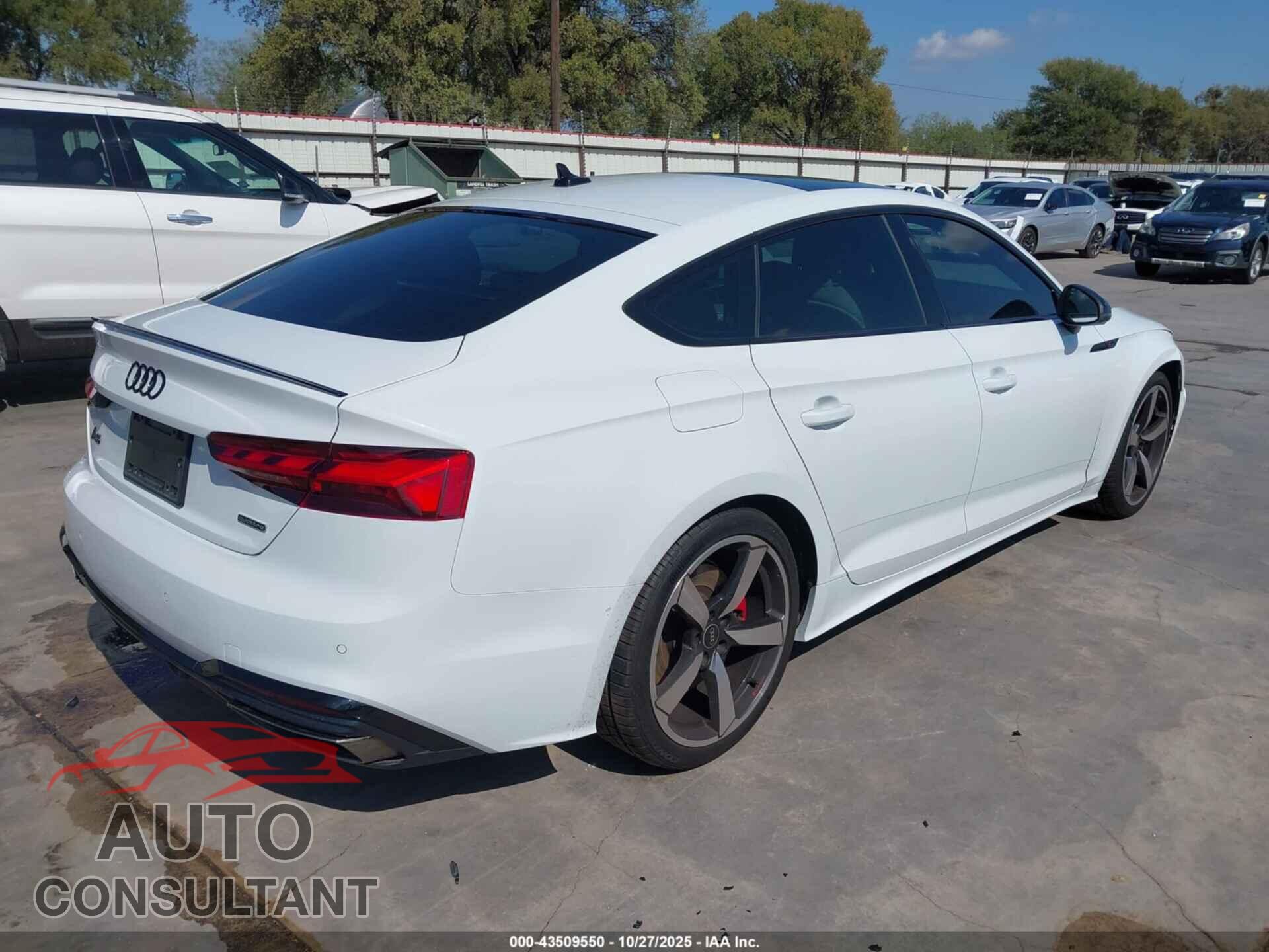 AUDI A5 SPORTBACK 2023 - WAUFACF5XPA036095