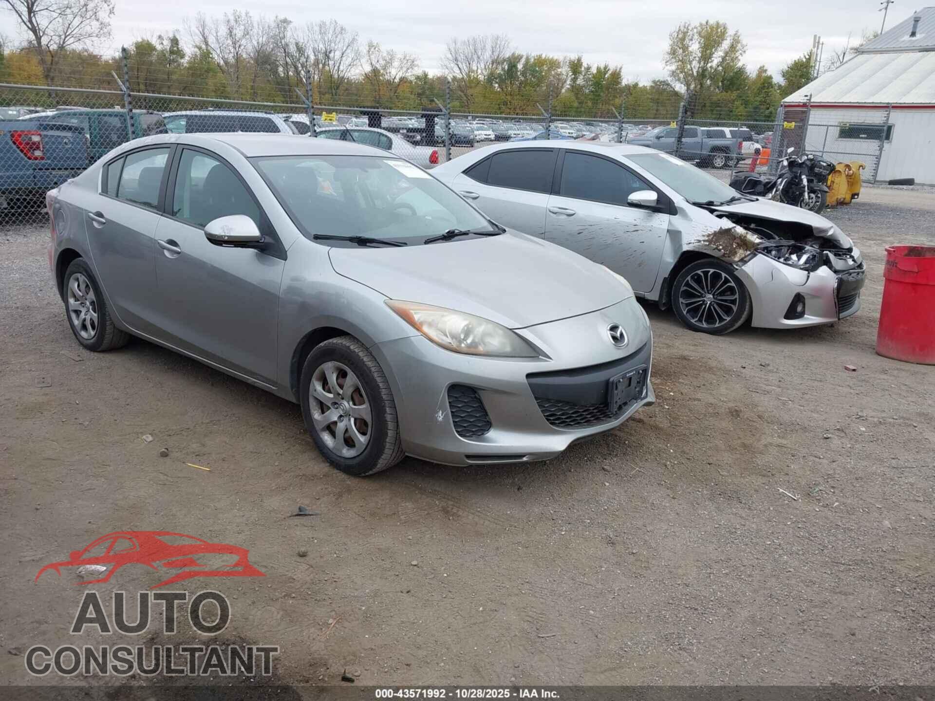 MAZDA MAZDA3 2013 - JM1BL1TG6D1834336