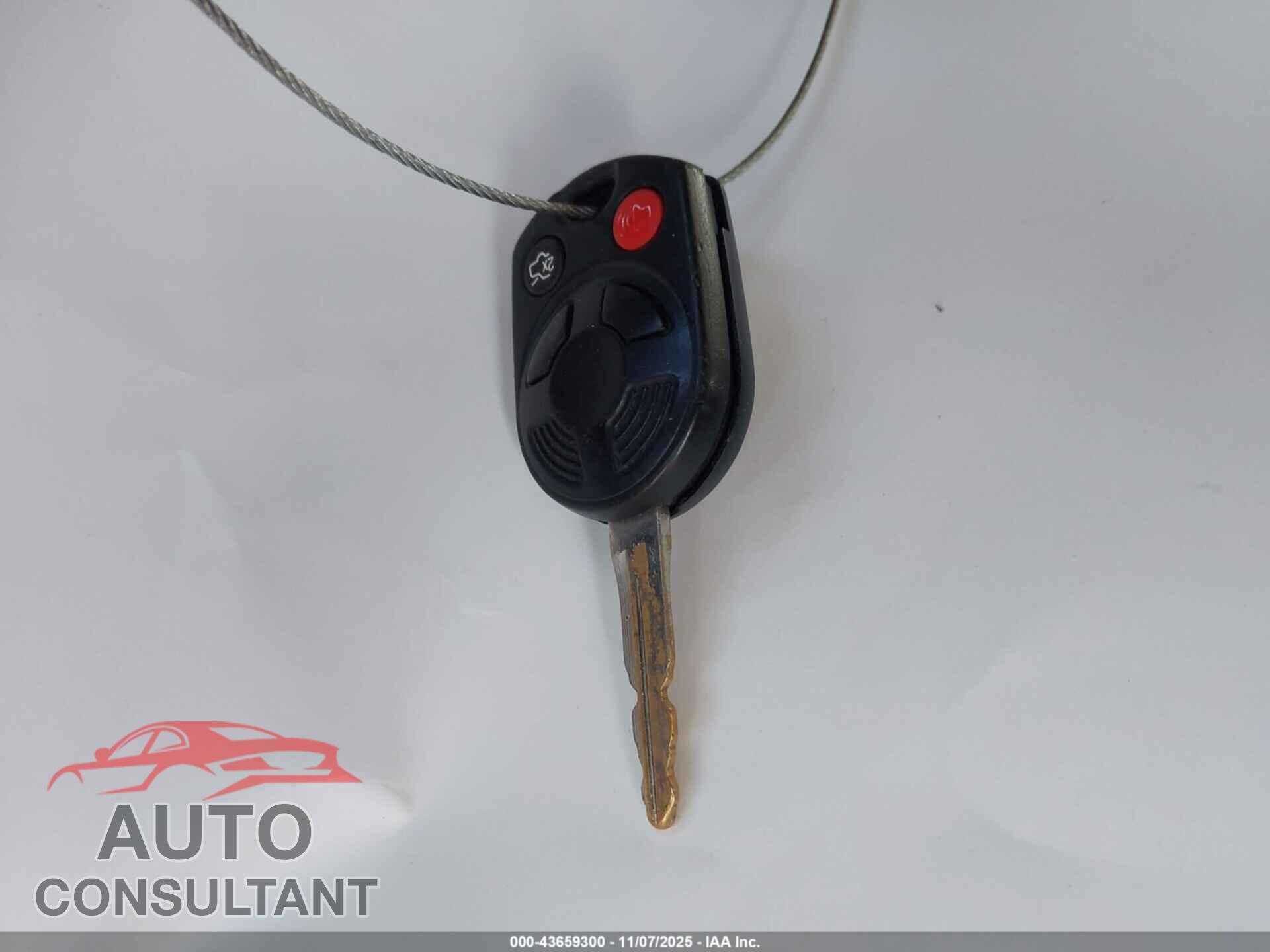 FORD ESCAPE 2011 - 1FMCU9EG3BKC46362