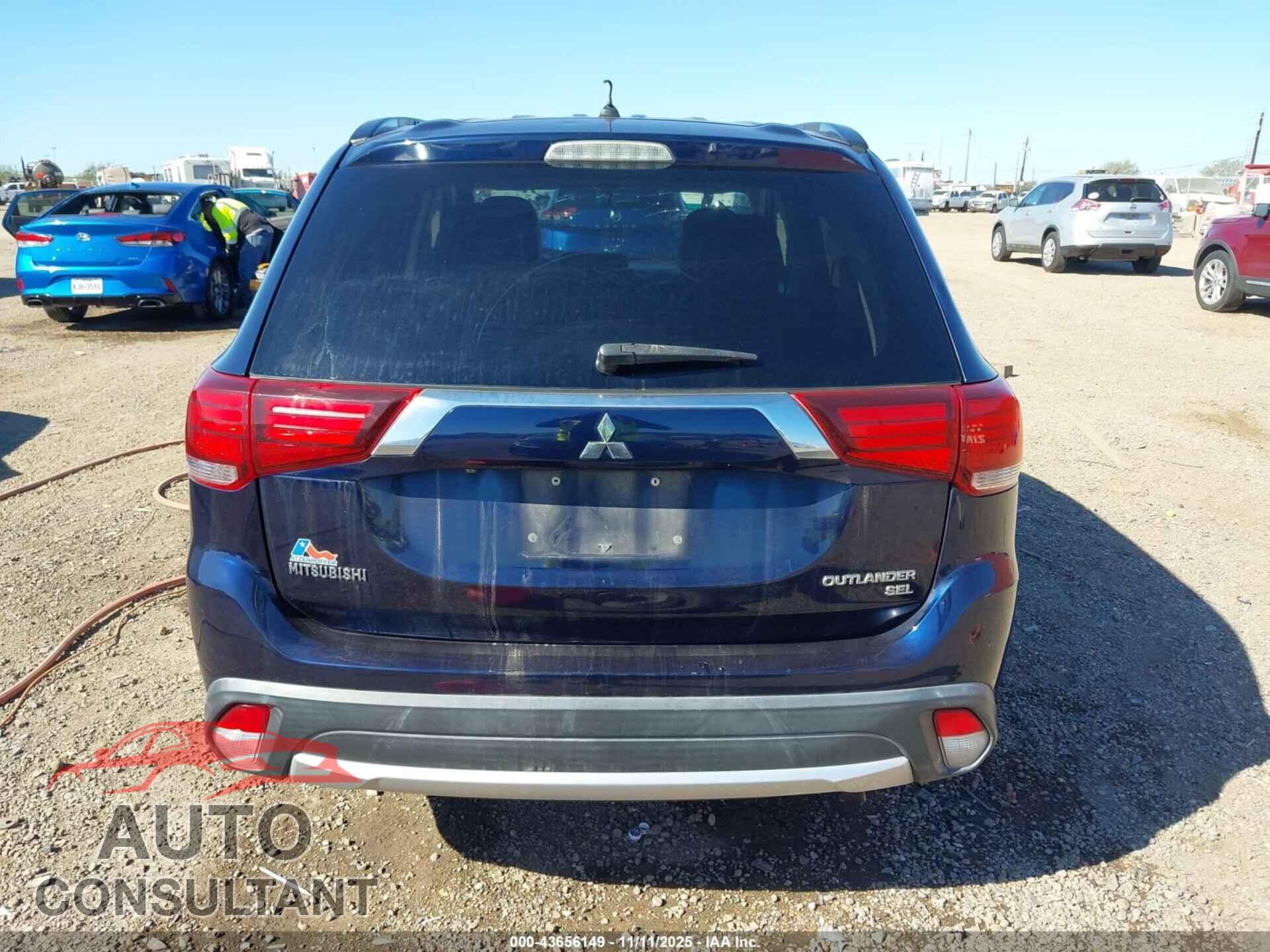 MITSUBISHI OUTLANDER 2016 - JA4AD3A32GZ006515