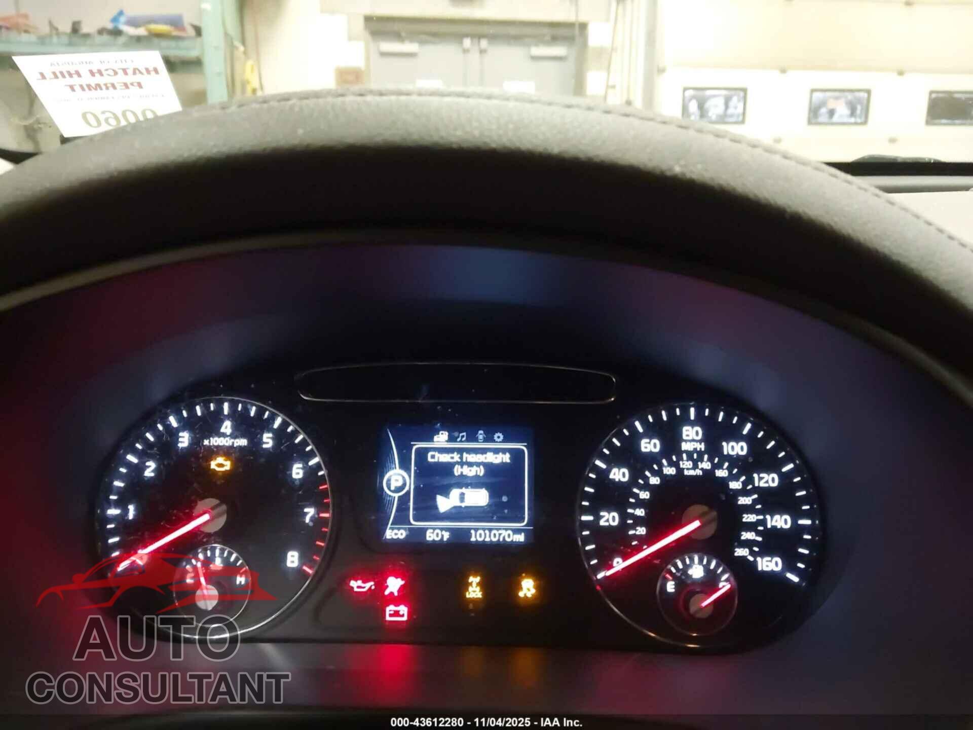 KIA SORENTO 2017 - 5XYPGDA39HG255410