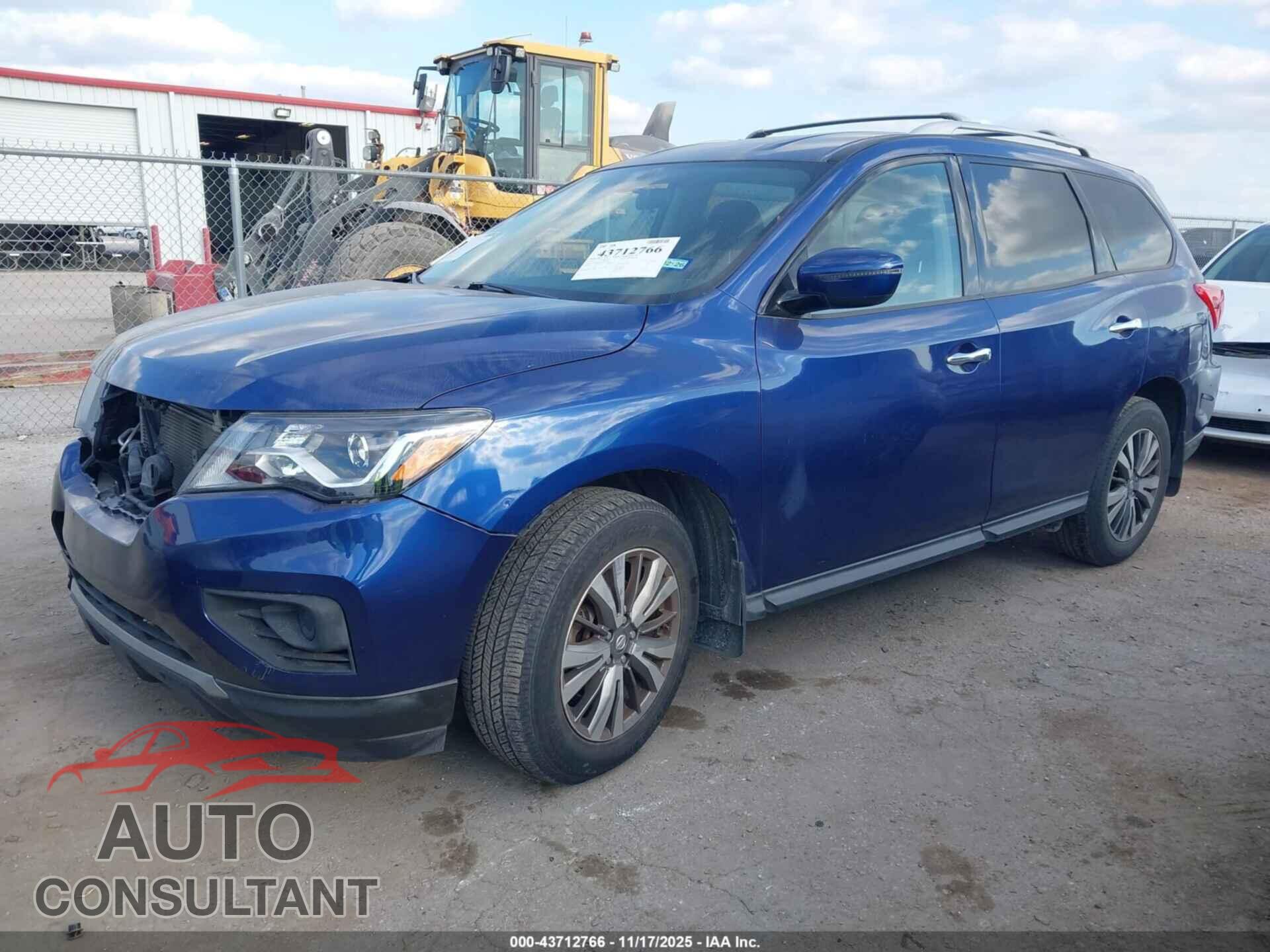 NISSAN PATHFINDER 2018 - 5N1DR2MN4JC650065