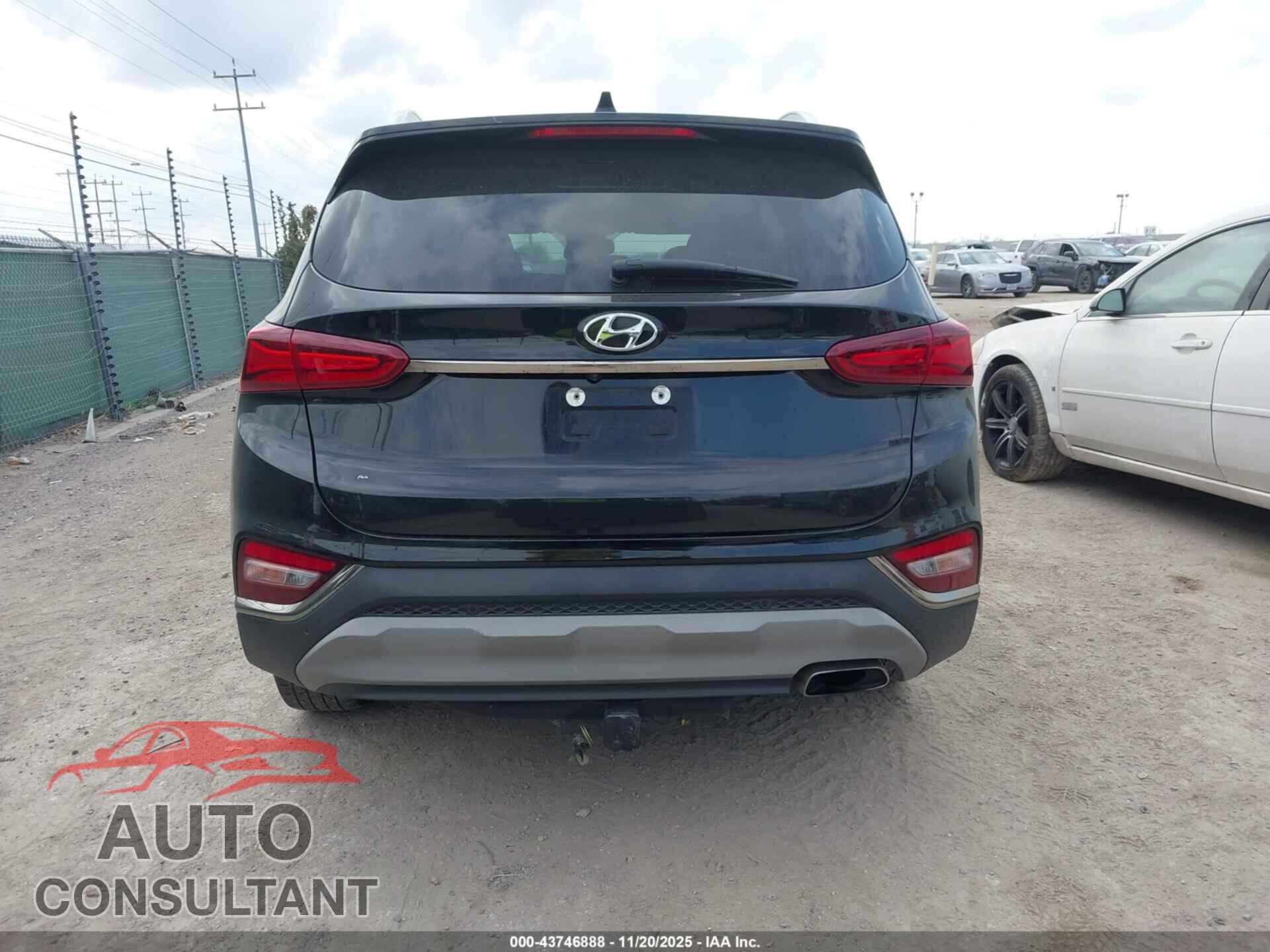 HYUNDAI SANTA FE 2019 - 5NMS53AA2KH075756