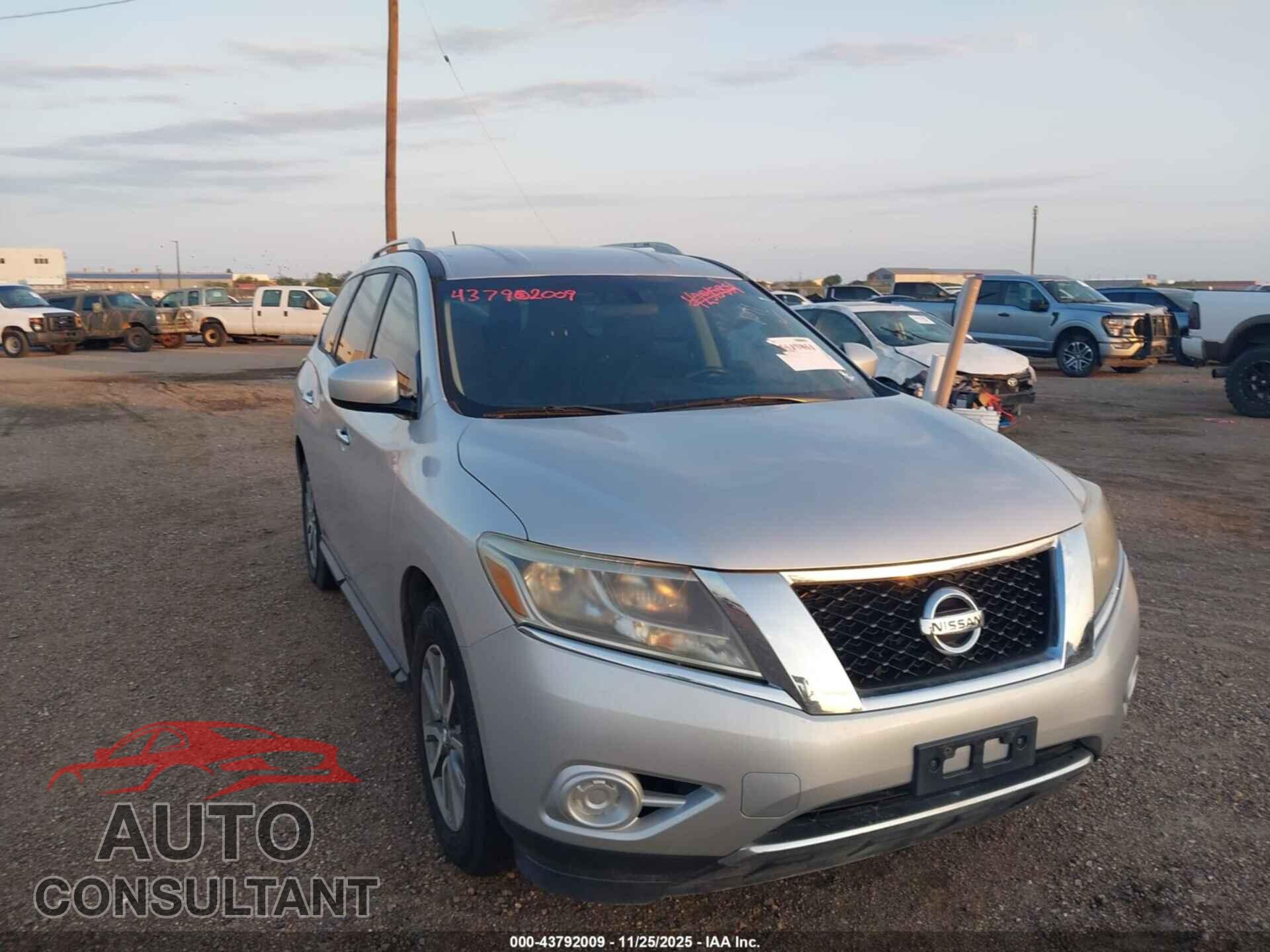 NISSAN PATHFINDER 2014 - 5N1AR2MN0EC609831
