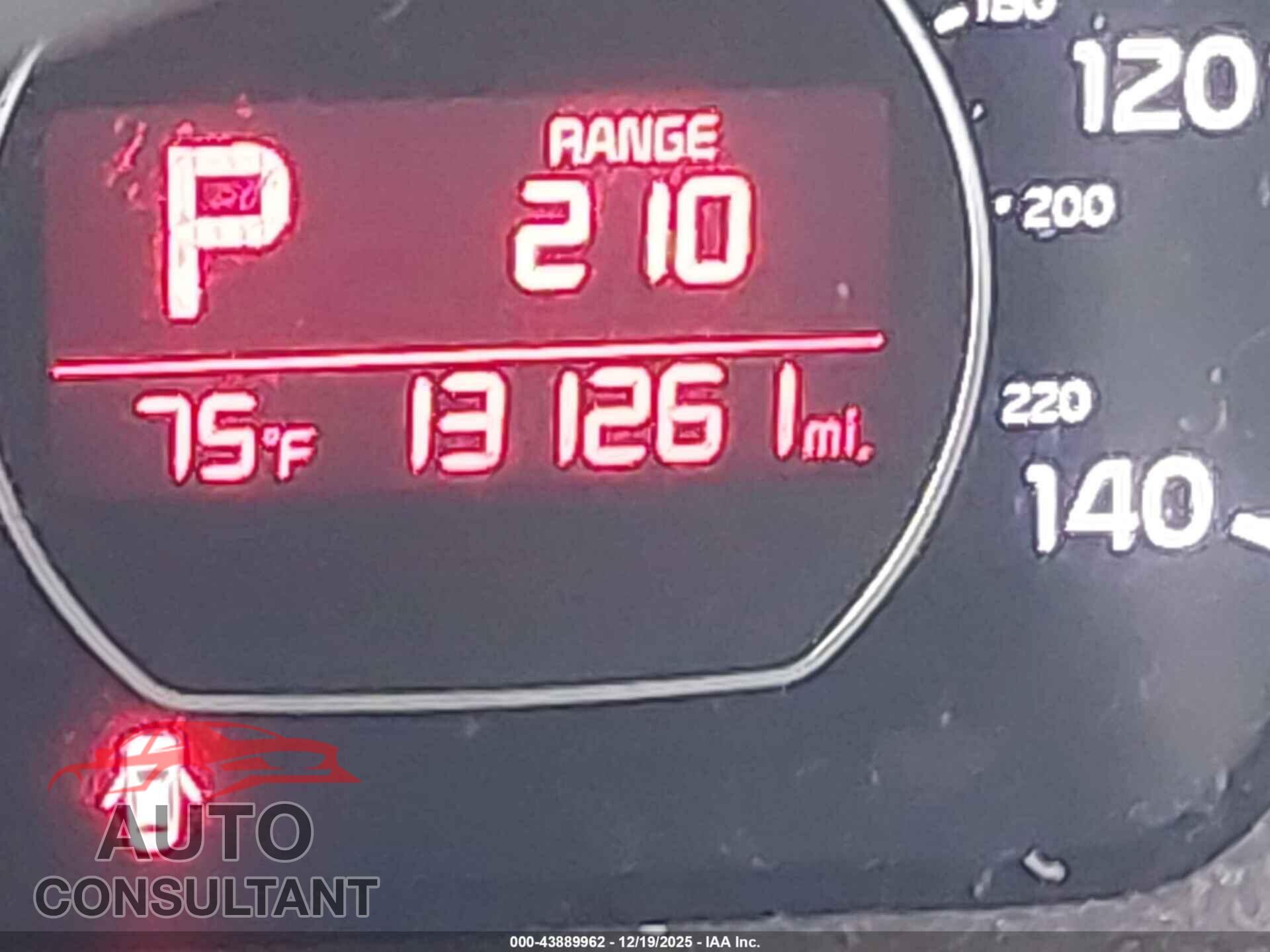 KIA SOUL 2019 - KNDJN2A2XK7683417