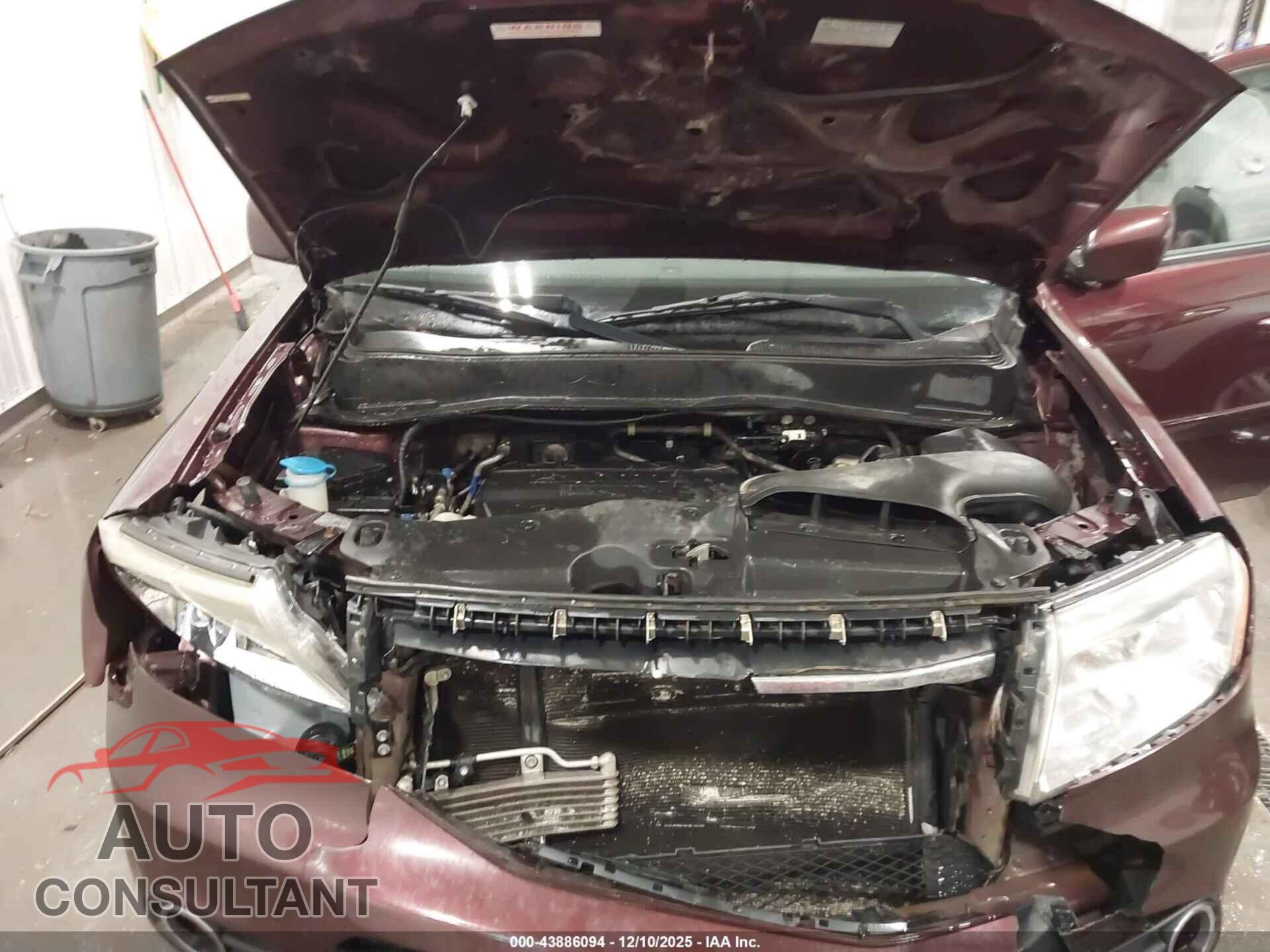 HONDA PILOT 2015 - 5FNYF4H66FB031779