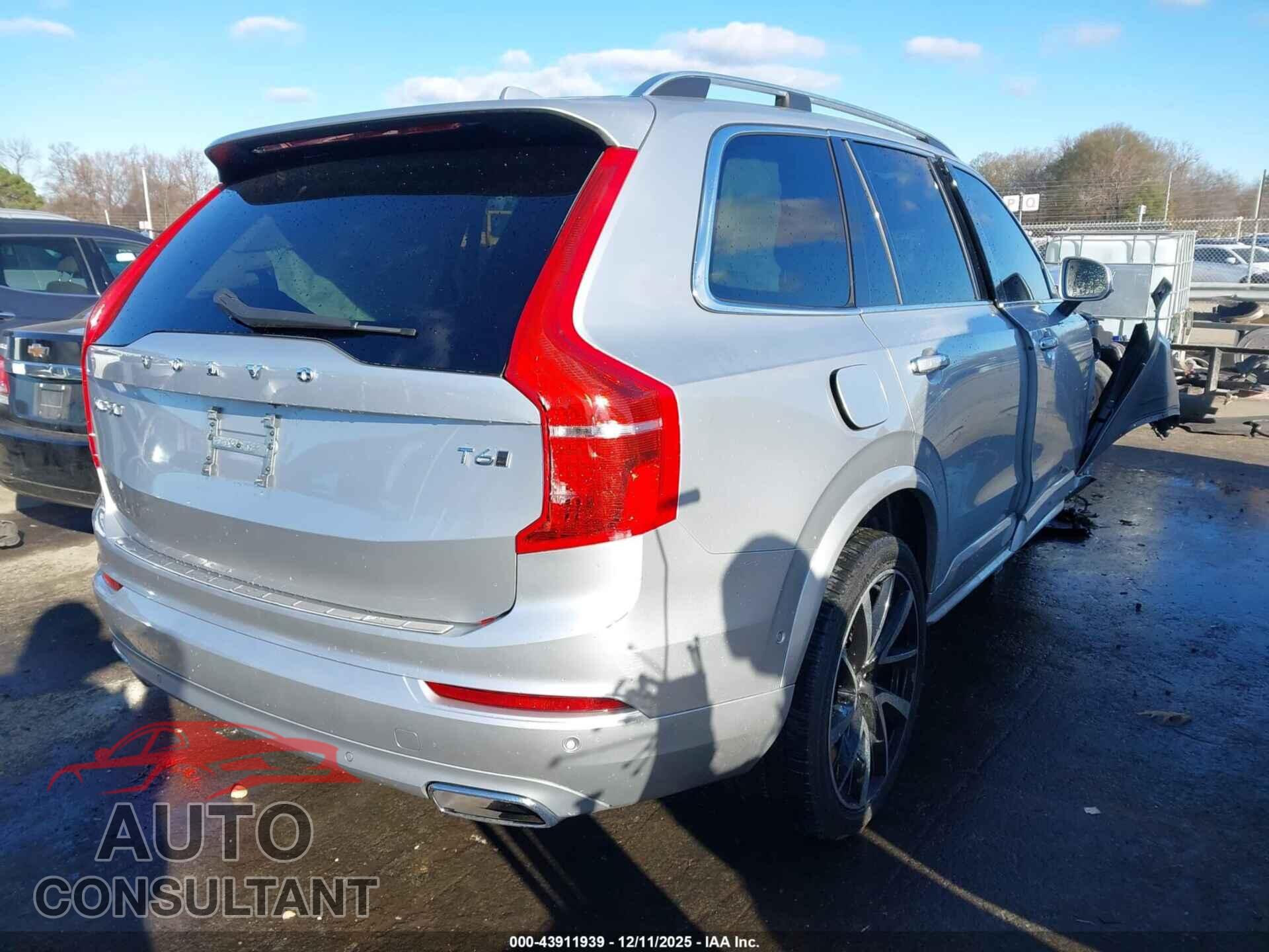 VOLVO XC90 2018 - YV4A22PK7J1321754