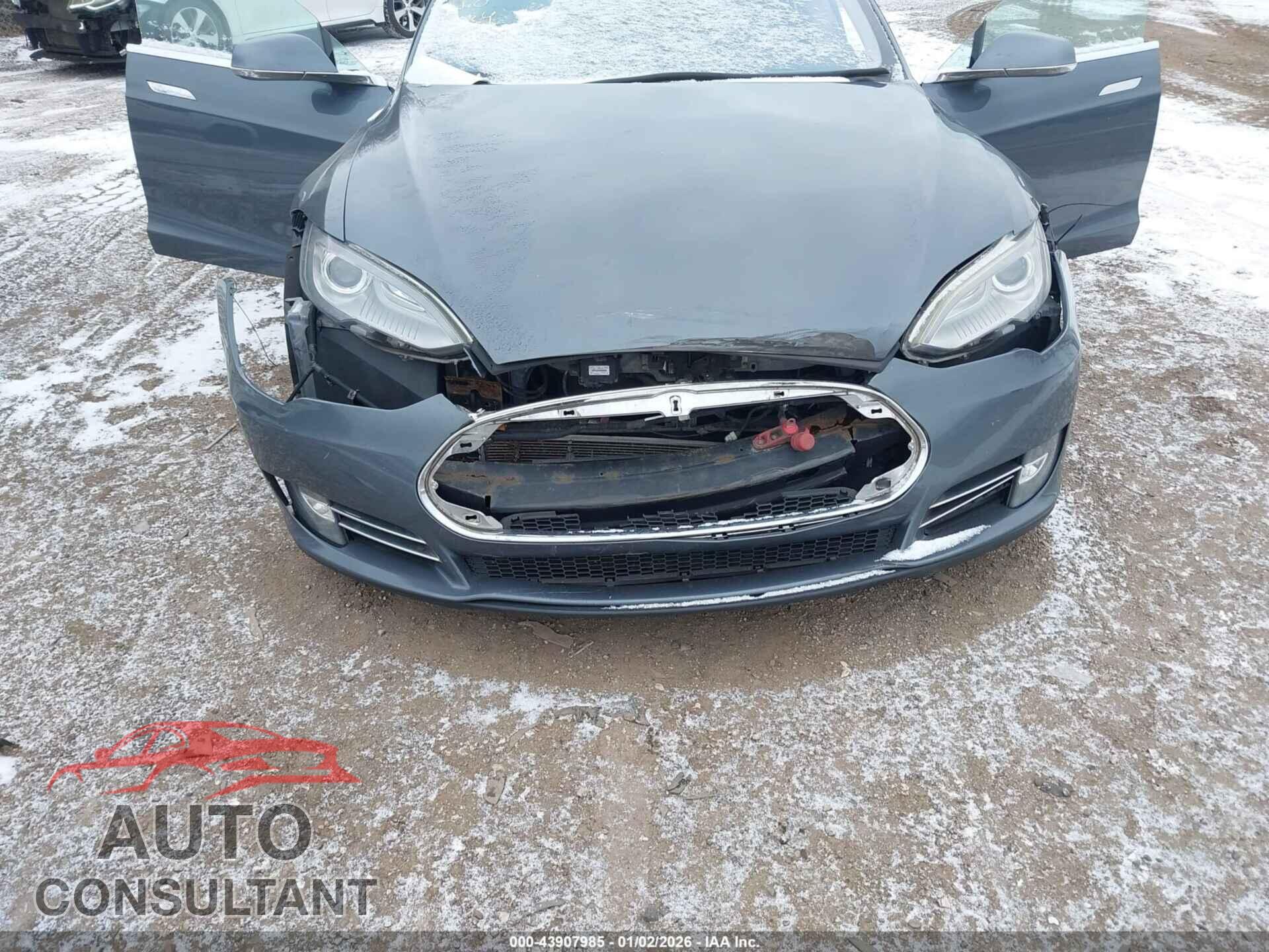 TESLA MODEL S 2013 - 5YJSA1AC5DFP10247