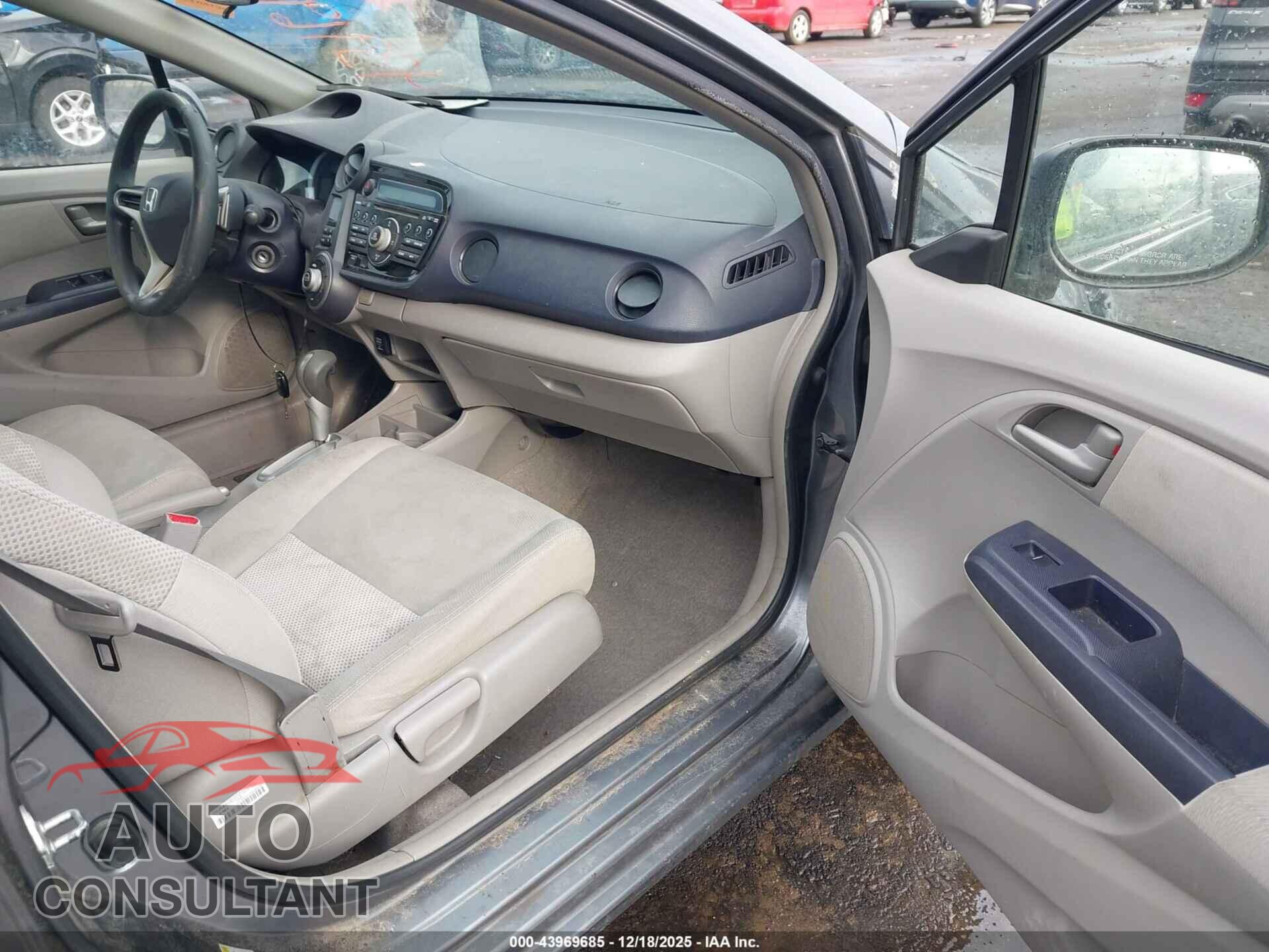 HONDA INSIGHT 2010 - JHMZE2H79AS029104