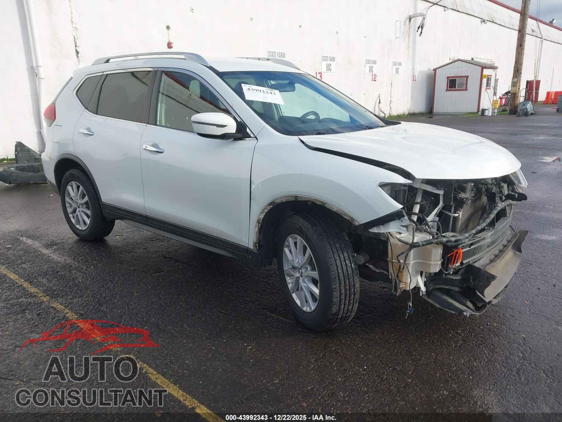 NISSAN ROGUE 2018 - KNMAT2MV8JP555431