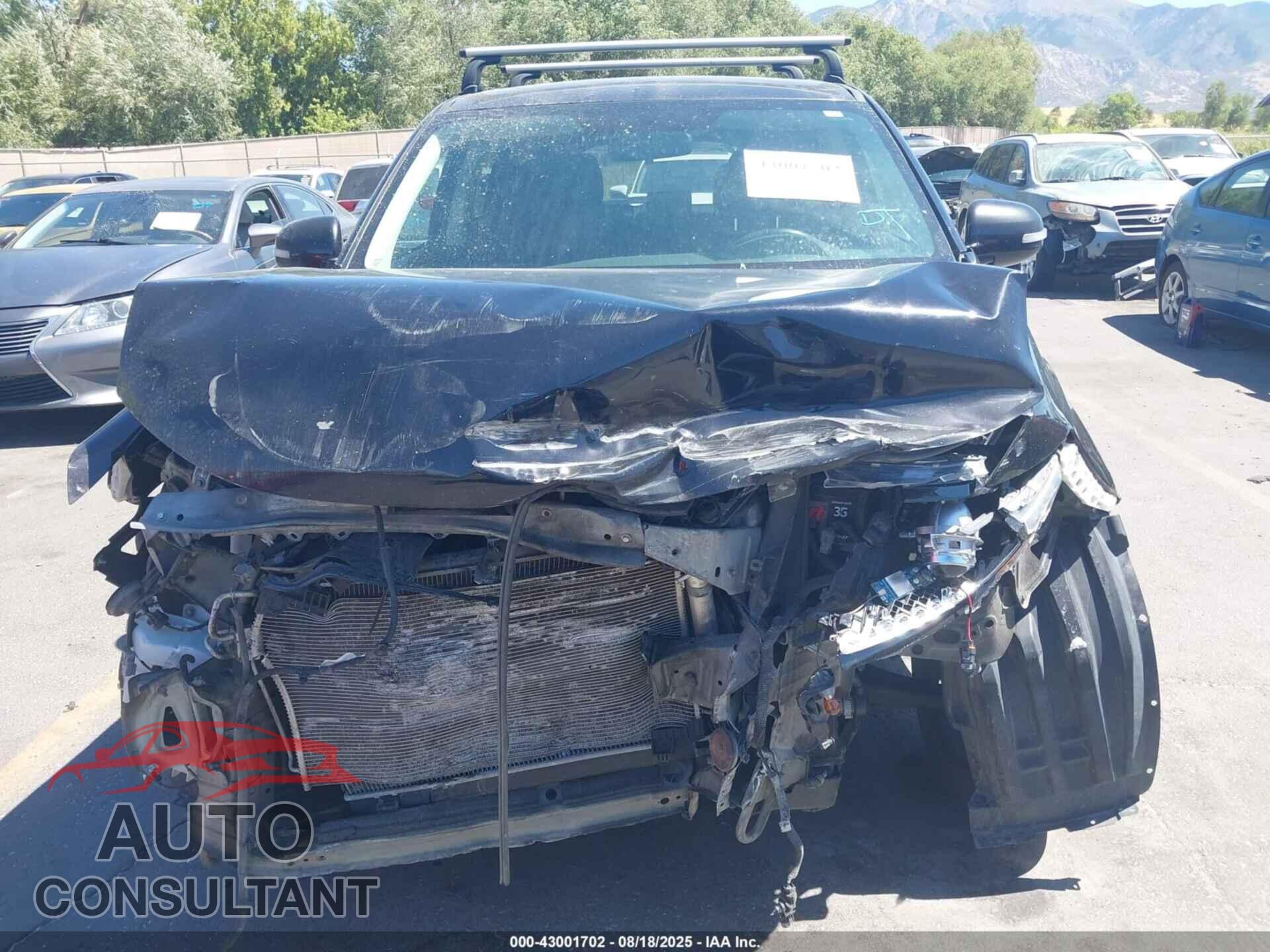 MITSUBISHI OUTLANDER 2017 - JA4AZ3A3XHZ070496