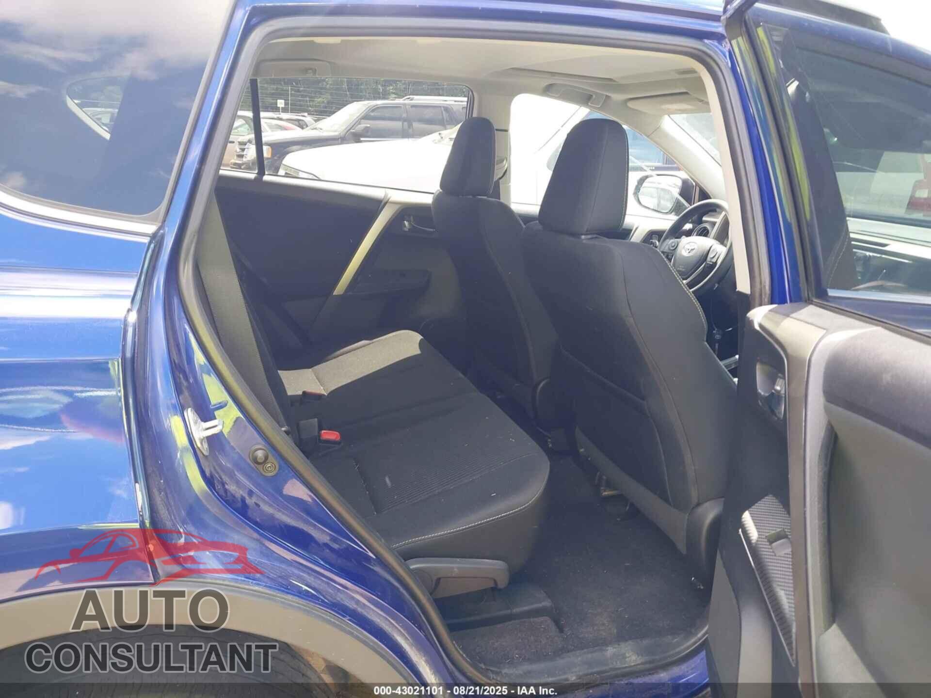 TOYOTA RAV4 2015 - 2T3RFREV4FW252921