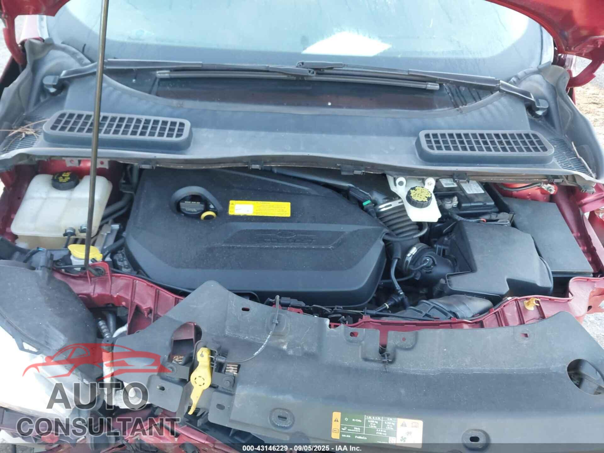 FORD ESCAPE 2015 - 1FMCU0JX7FUC56078