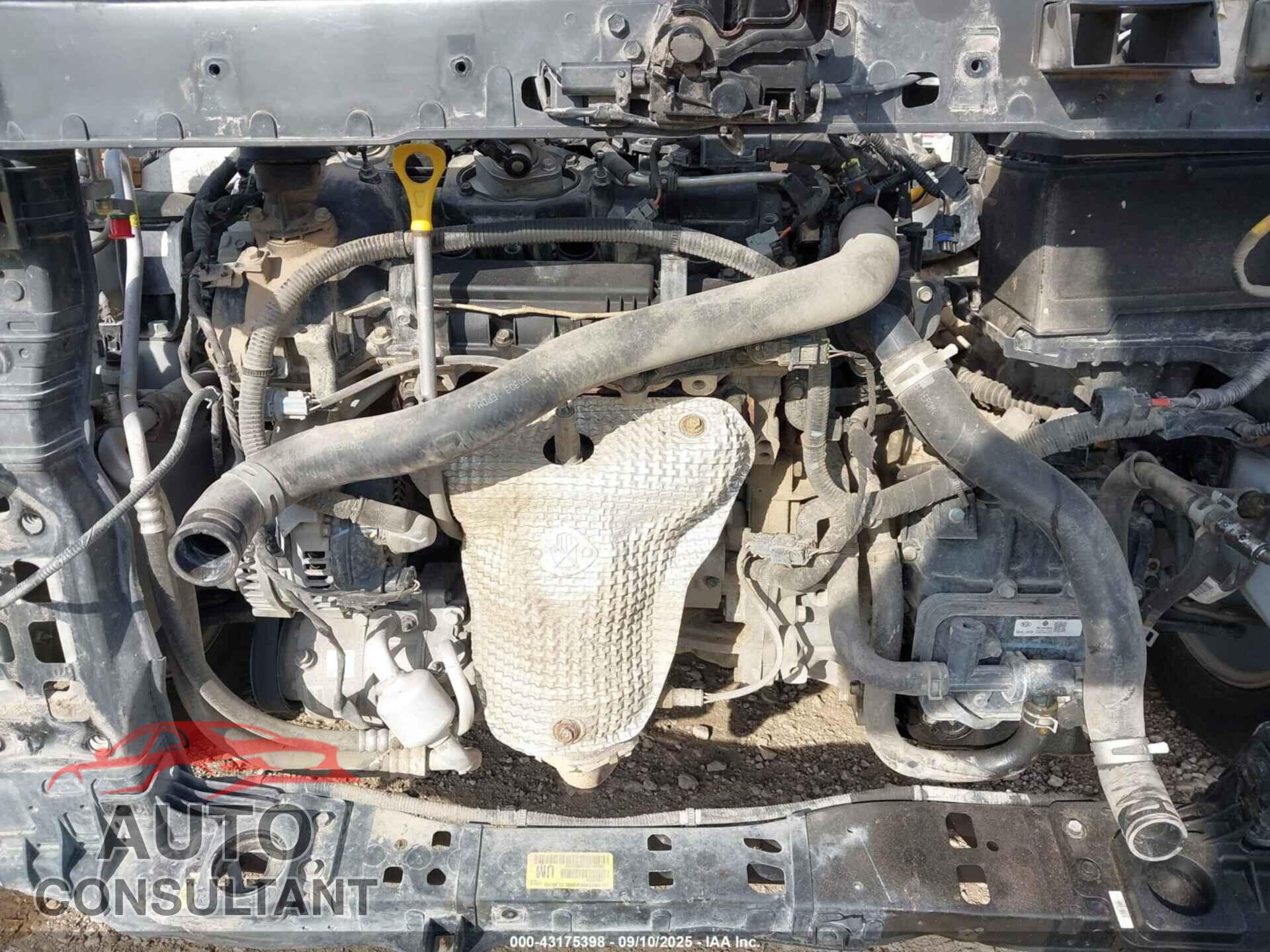 KIA SORENTO 2017 - 5XYPGDA55HG193988