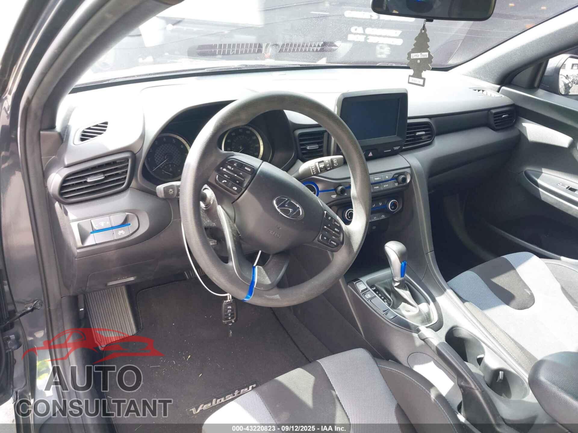 HYUNDAI VELOSTER 2019 - KMHTG6AFXKU020083