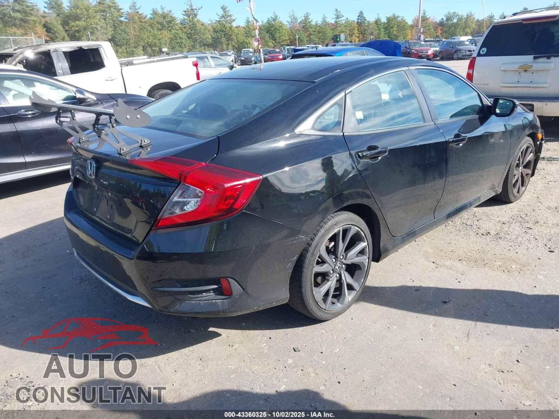 HONDA CIVIC 2019 - 2HGFC2F63KH585214