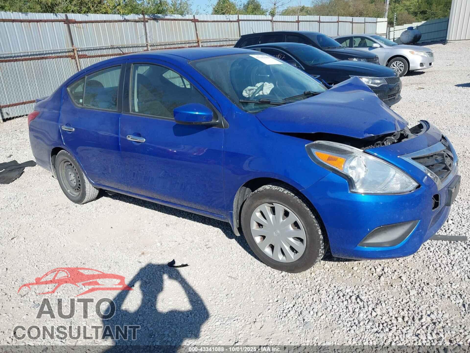 NISSAN VERSA 2017 - 3N1CN7AP6HL811743