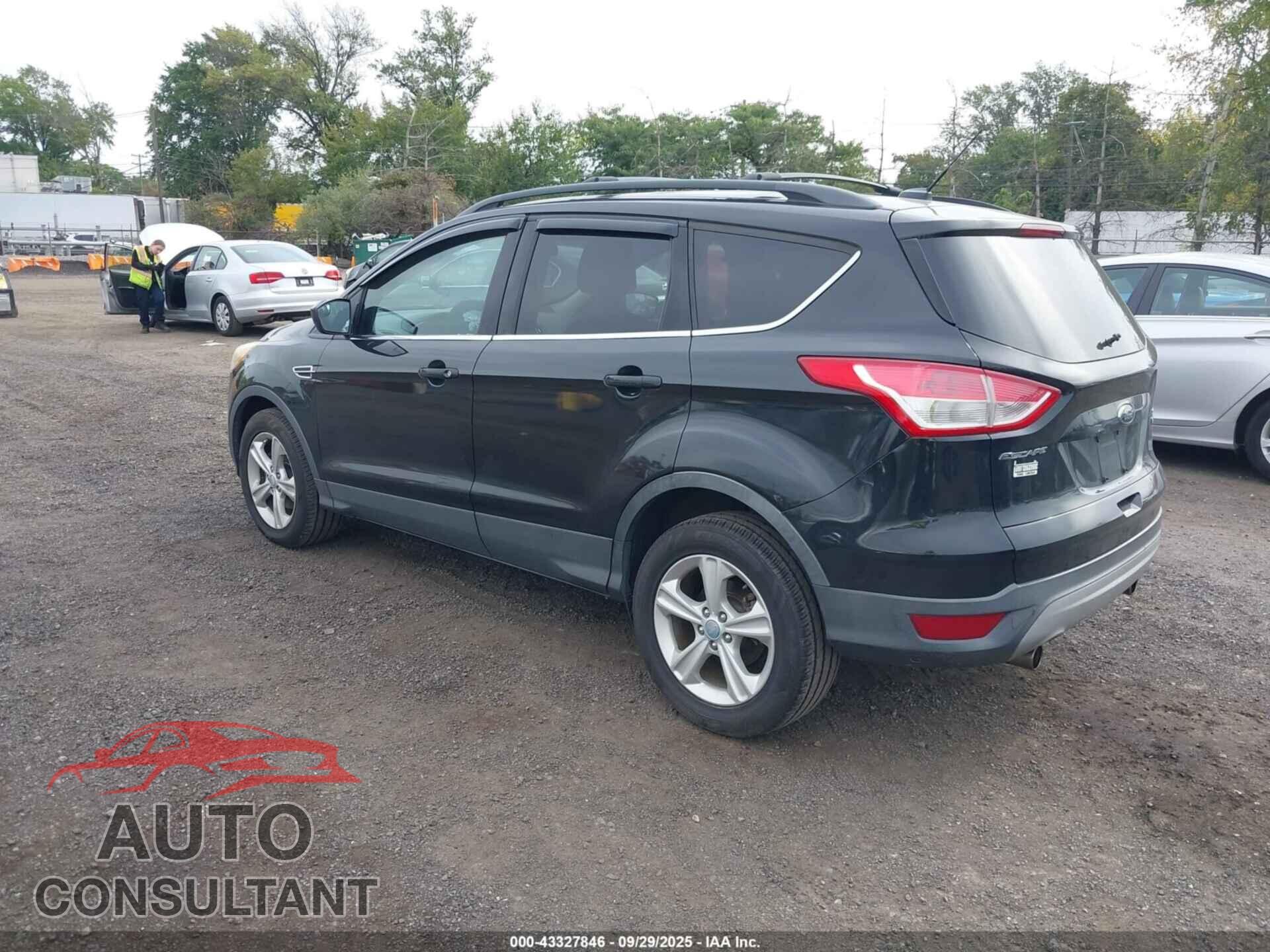 FORD ESCAPE 2013 - 1FMCU0GX3DUA83227