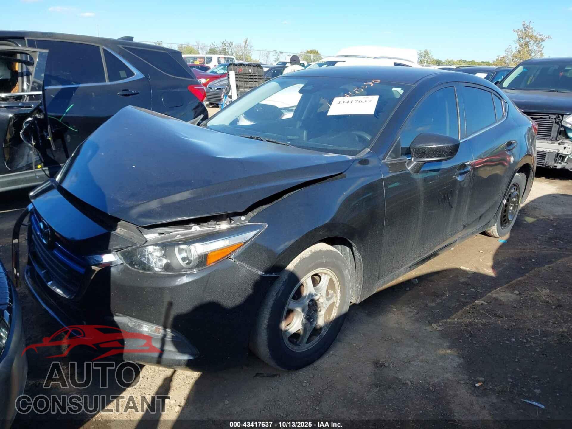 MAZDA MAZDA3 2018 - 3MZBN1U79JM233765