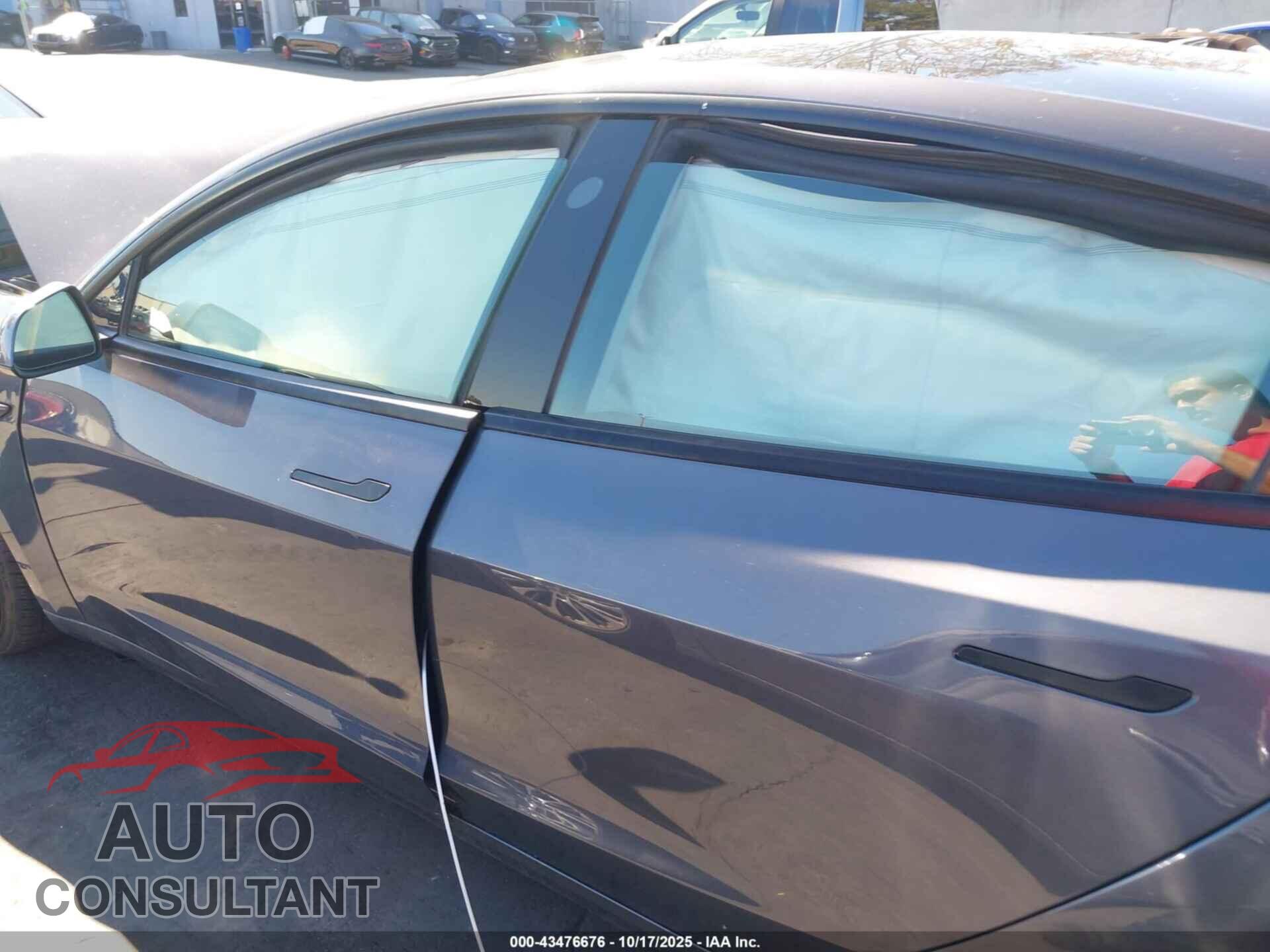 TESLA MODEL 3 2021 - 5YJ3E1EC5MF043974