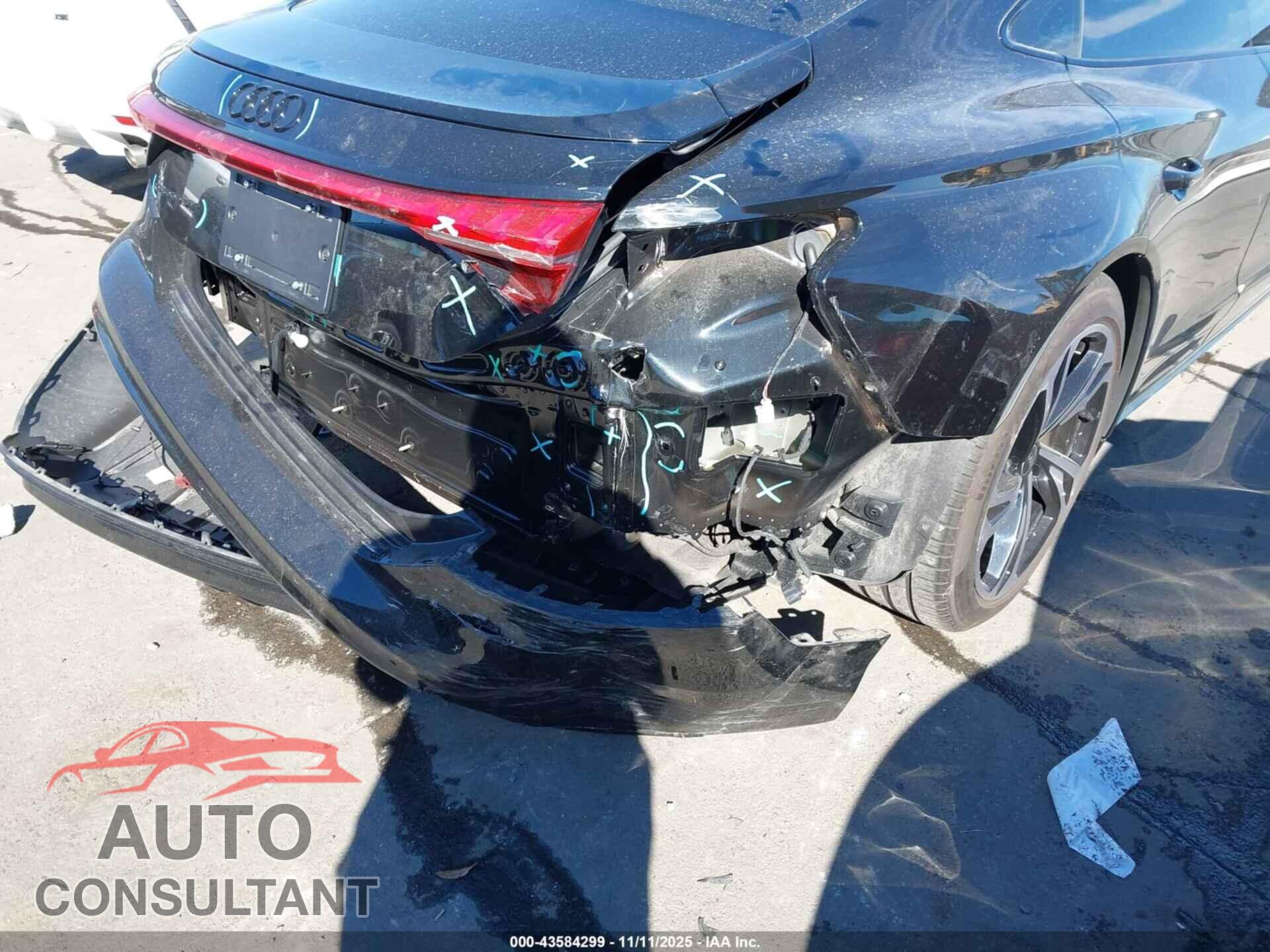 AUDI E-TRON GT 2023 - WAUCJBFWXP7000409