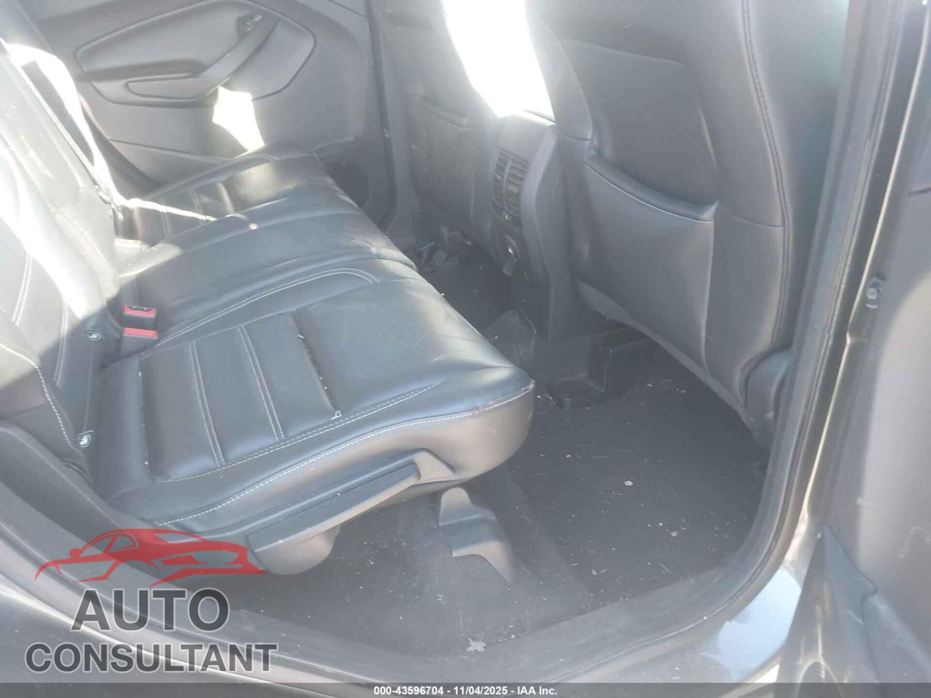 FORD ESCAPE 2019 - 1FMCU9HD3KUB46204